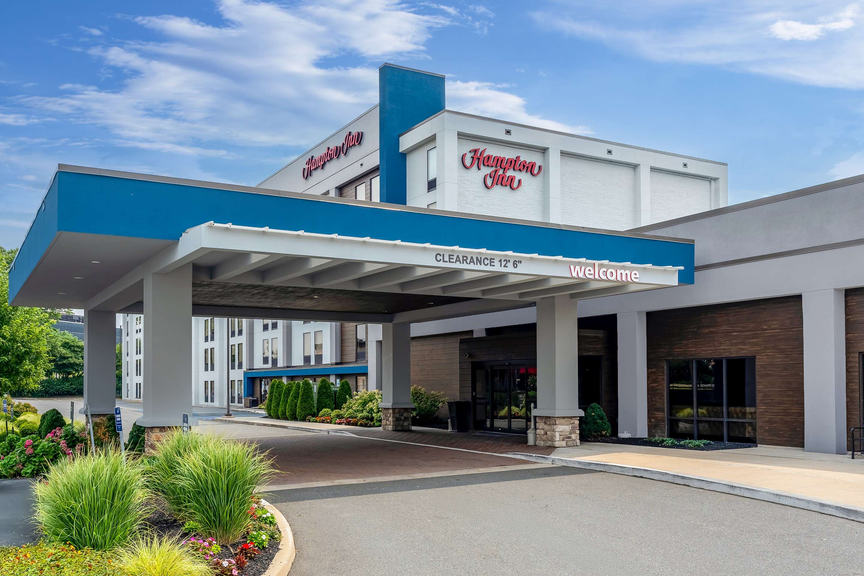 Exterior | Hampton Inn Woodbridge