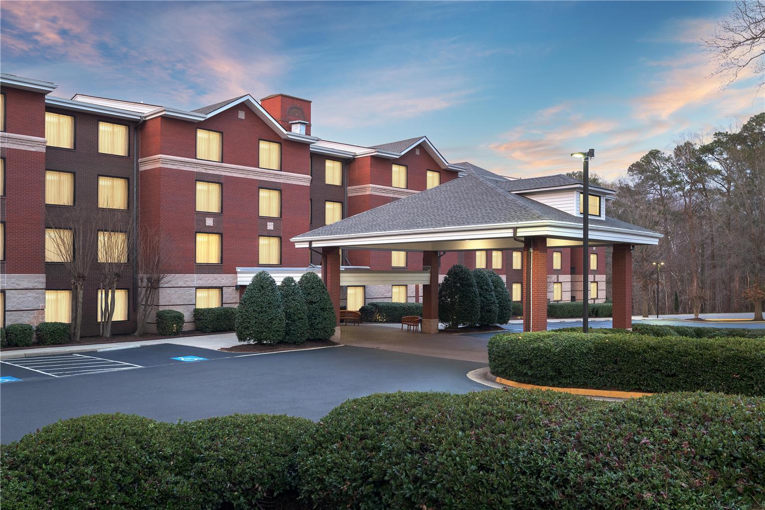 Homewood Suites by Hilton Williamsburg