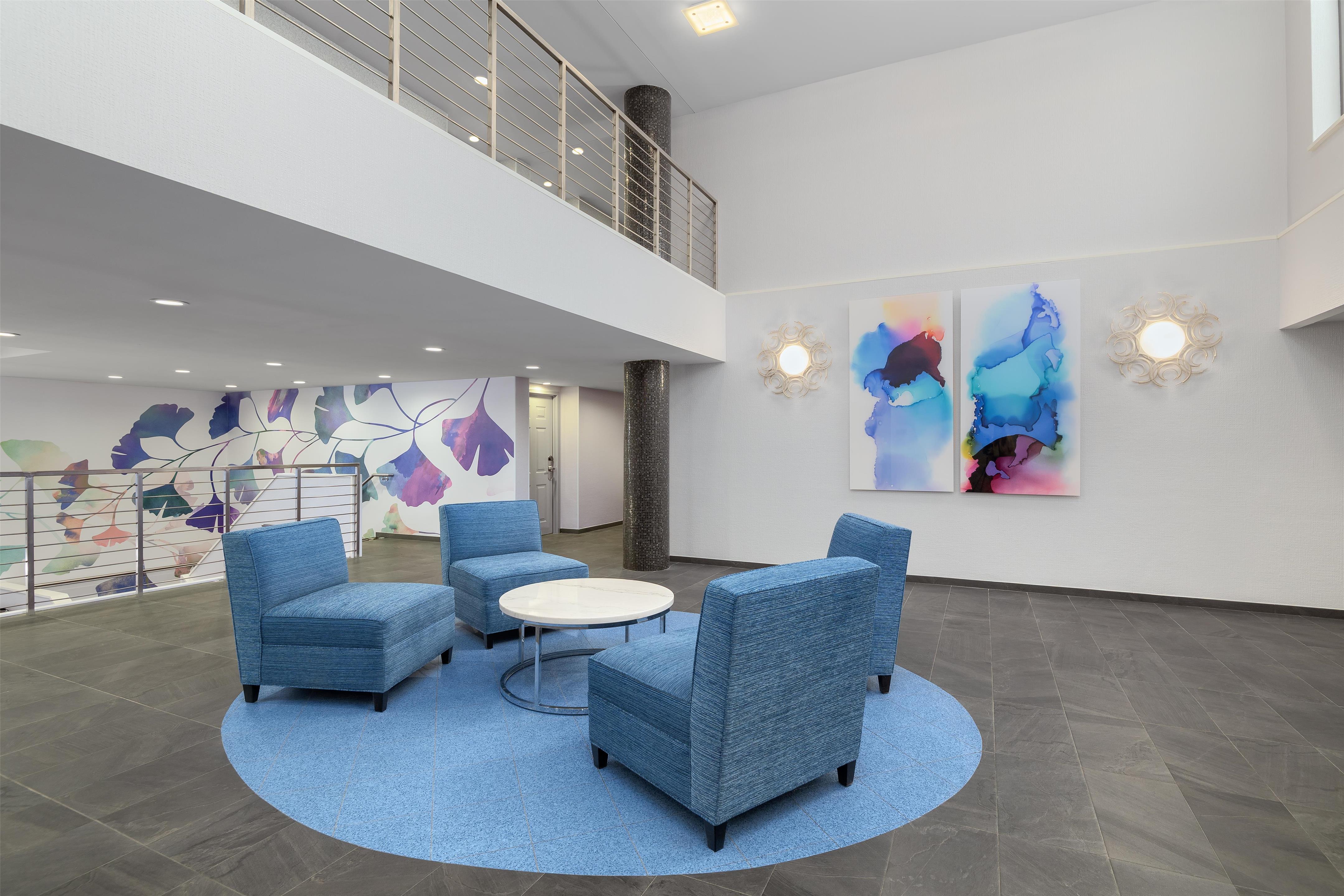 Lobby | Homewood Suites by Hilton Williamsburg