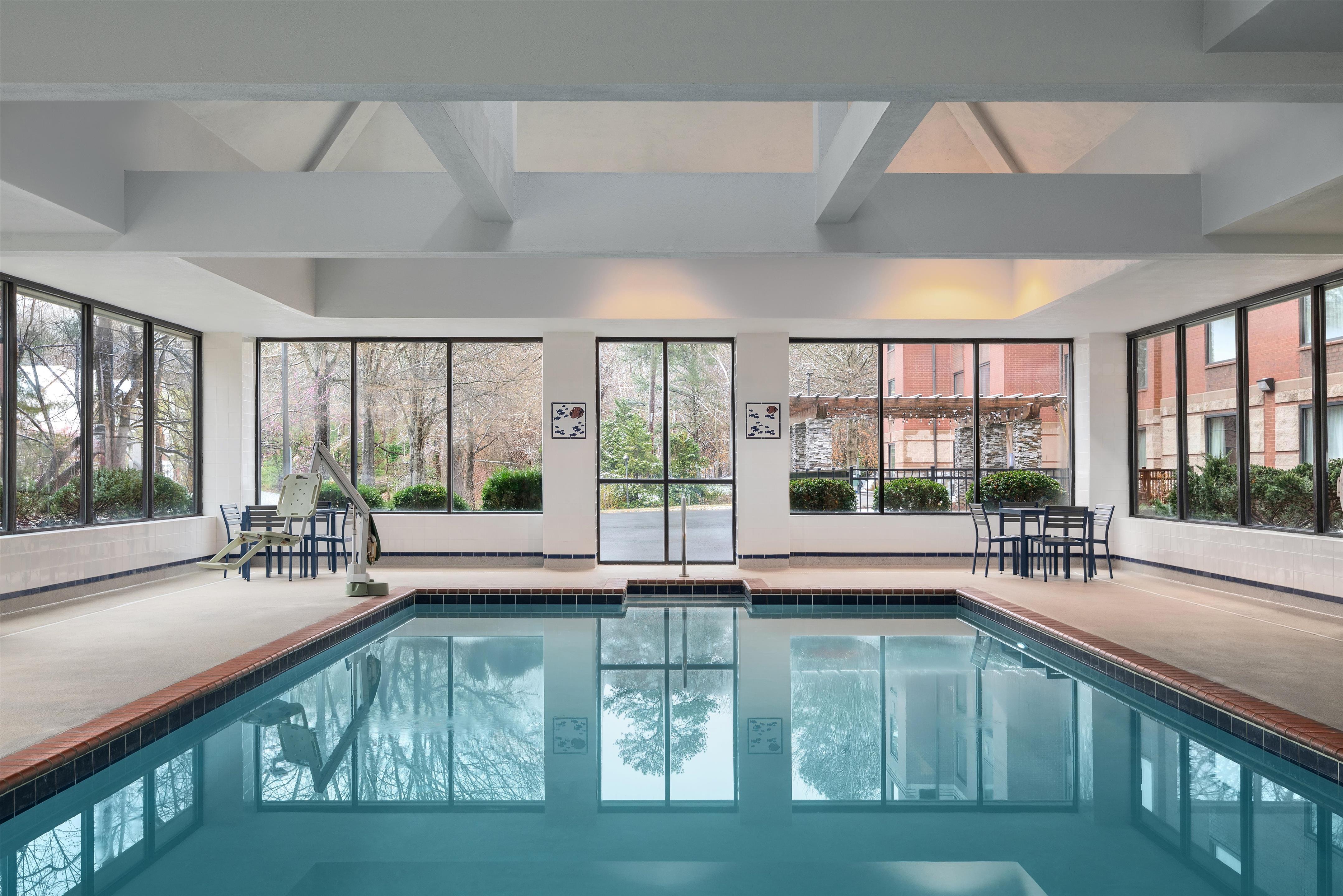 Pool | Homewood Suites by Hilton Williamsburg