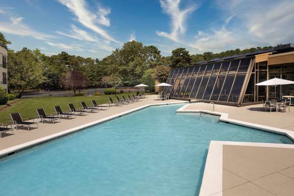 Pool - DoubleTree by Hilton Hotel Williamsburg