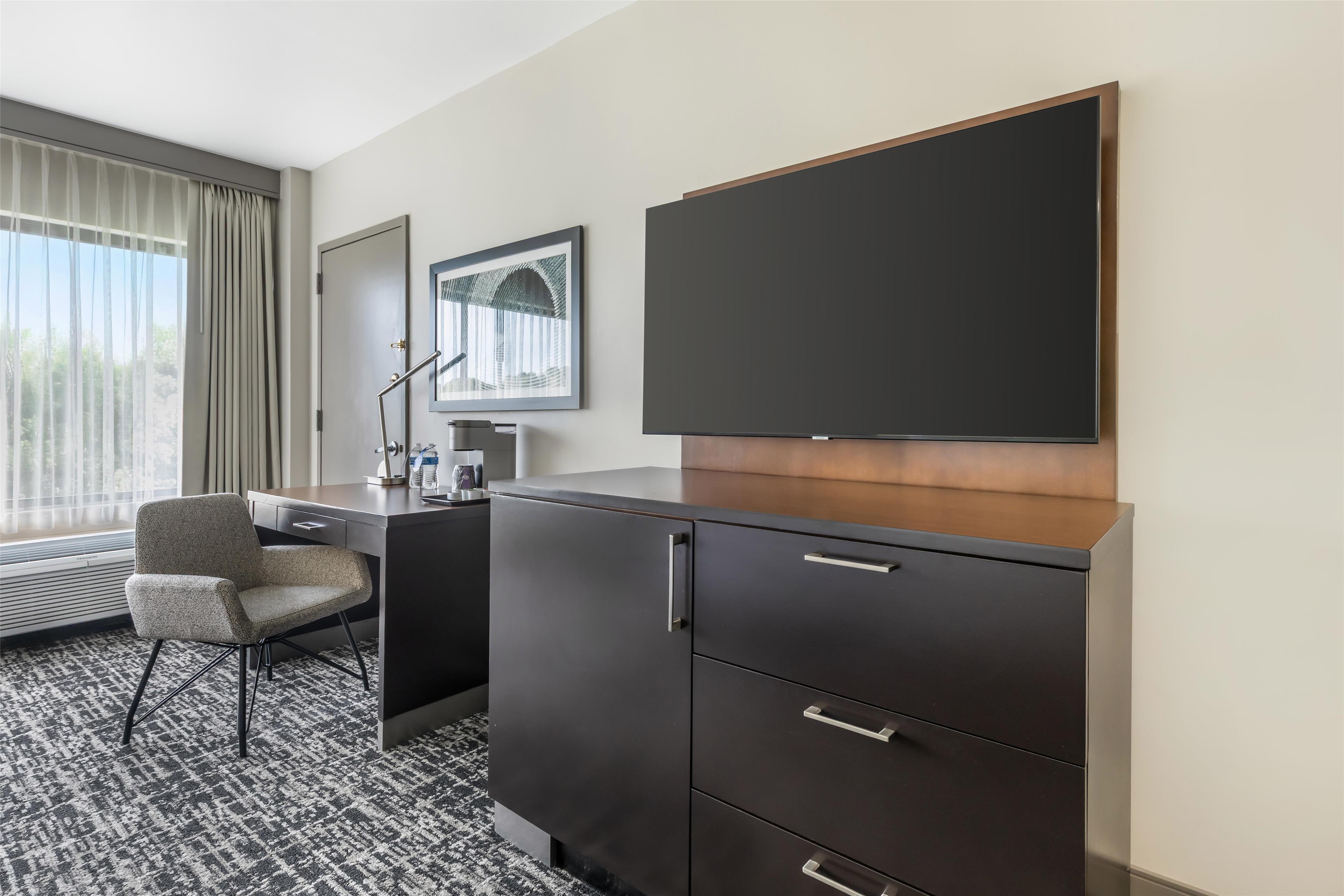 DoubleTree by Hilton Williamsburg Room Type - 1 KG HEARING ACC NOSMOKING