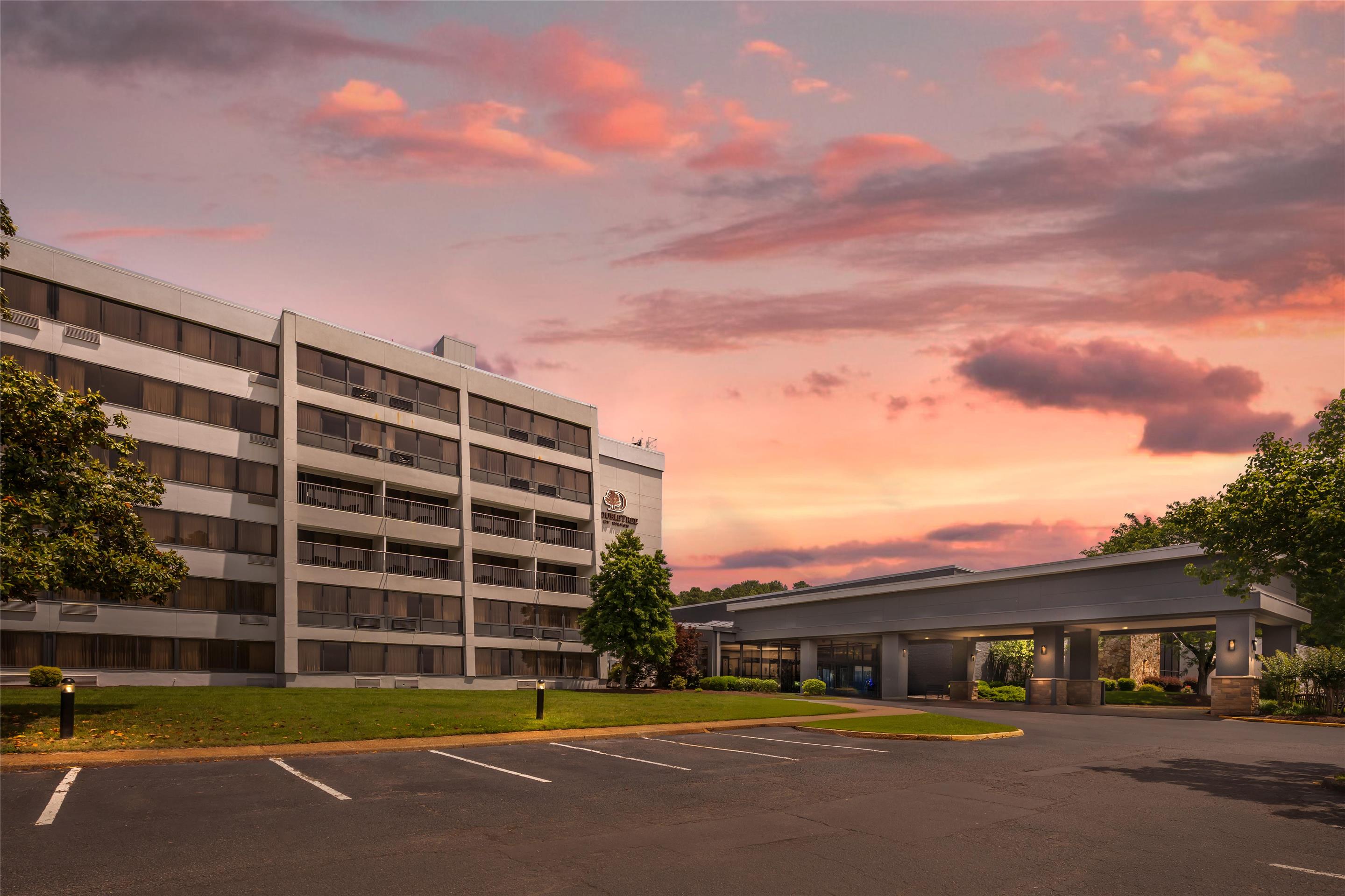 Exterior | DoubleTree by Hilton Williamsburg
