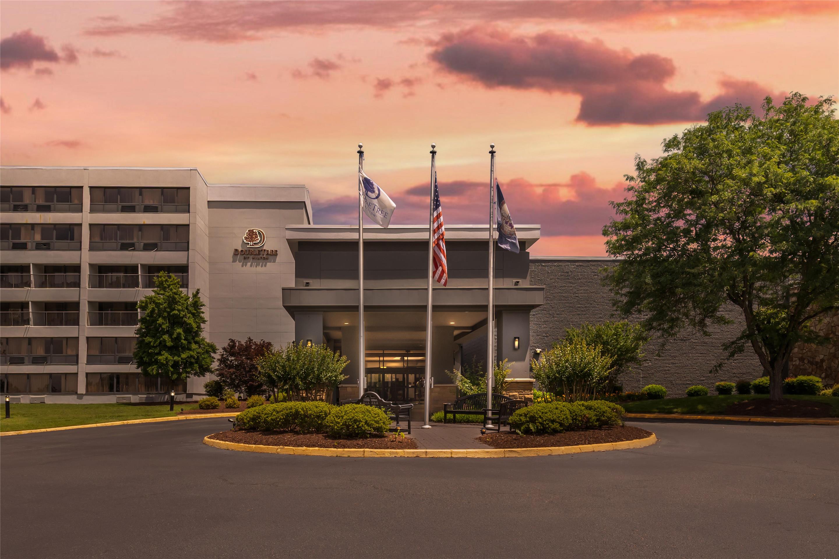 Exterior | DoubleTree by Hilton Williamsburg