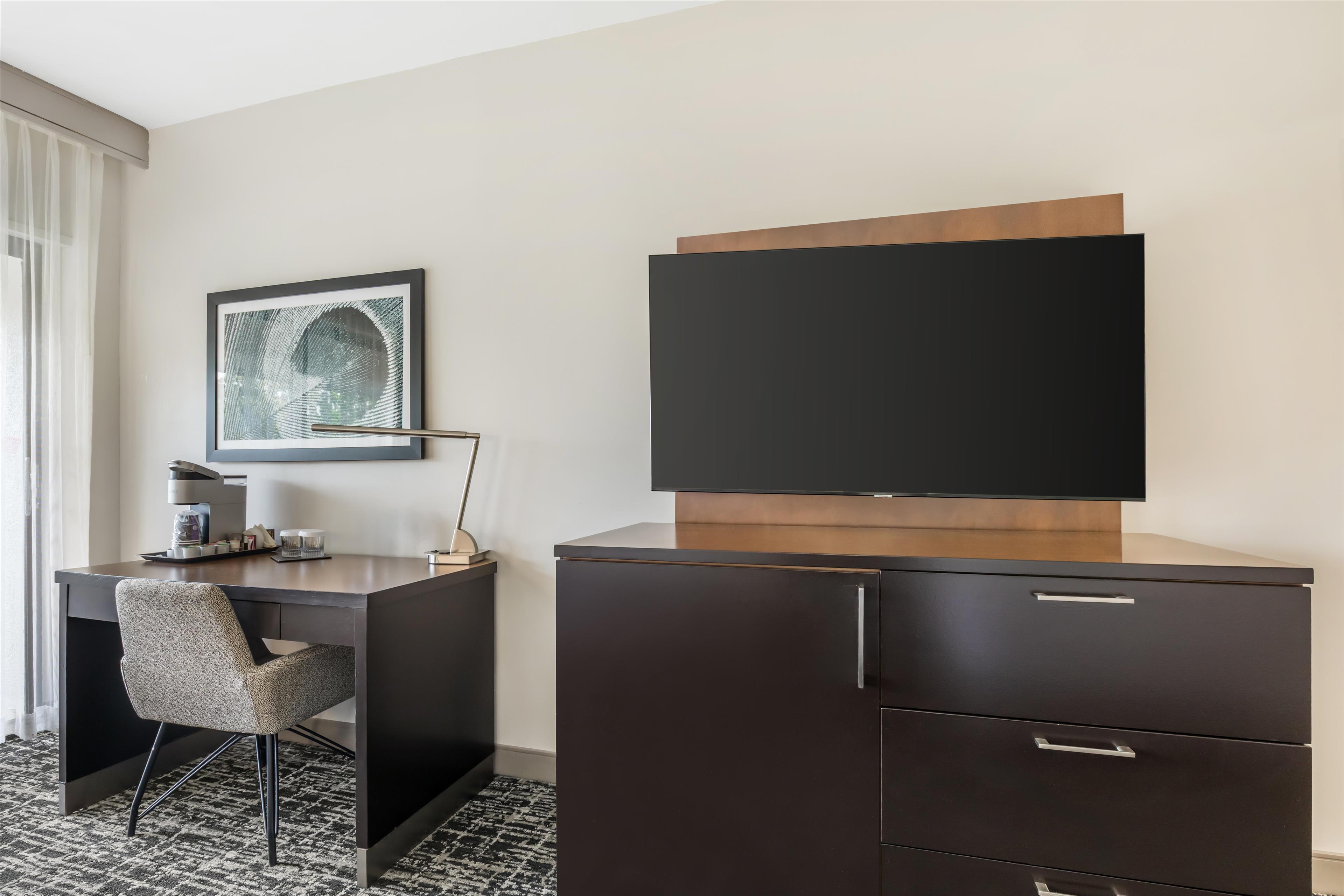 DoubleTree by Hilton Williamsburg Room Type - 2 QUEENS BALCONY NOSMOKING