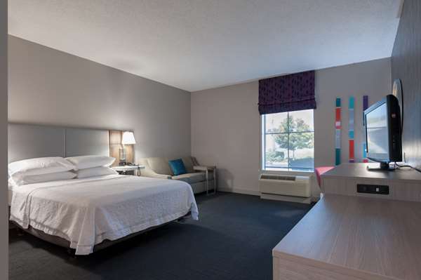  - Hampton Inn East Windsor - I-95, Exit 8