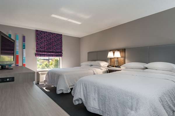  - Hampton Inn East Windsor - I-95, Exit 8