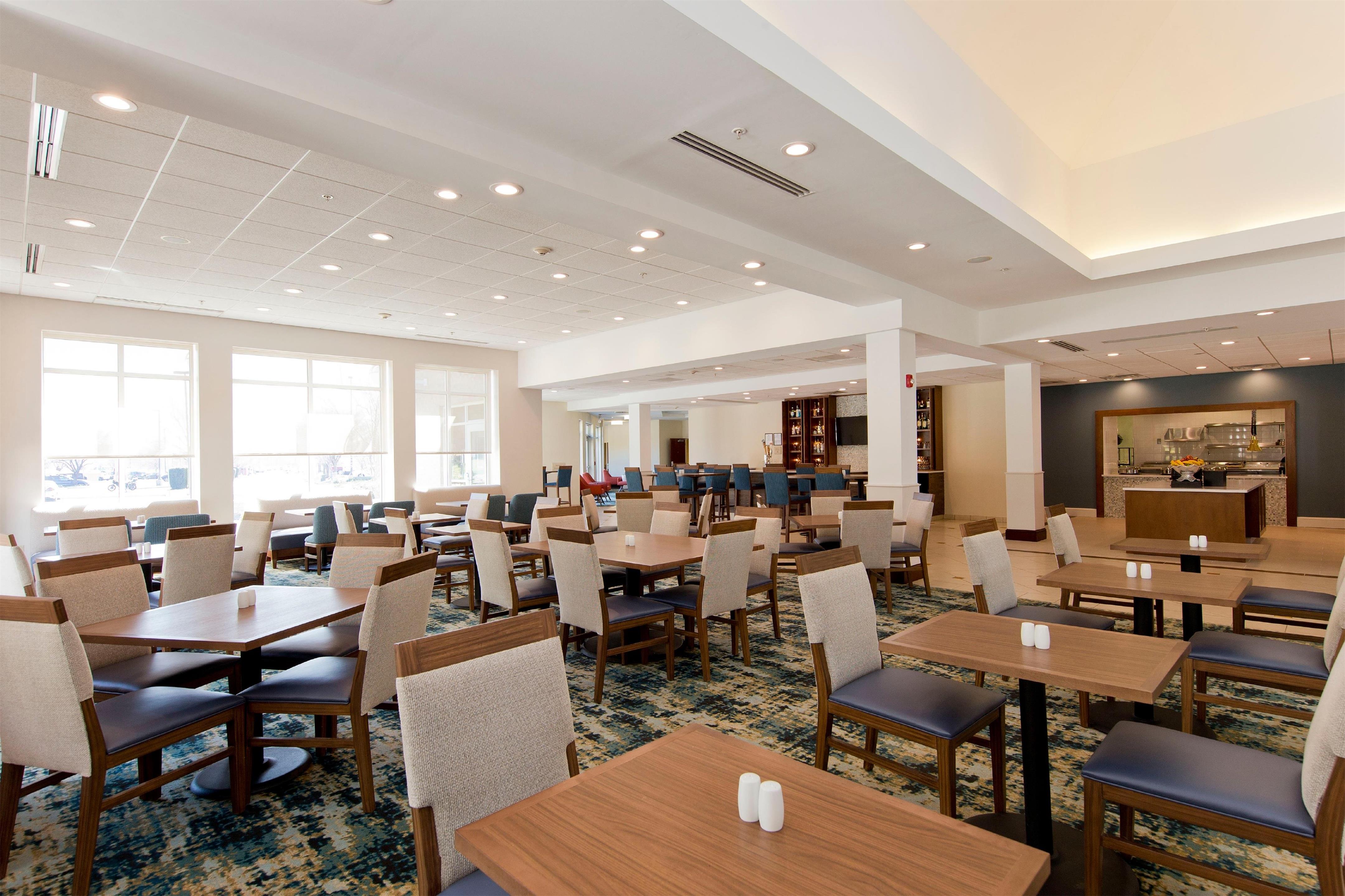 Guest room | Hilton Garden Inn Winchester
