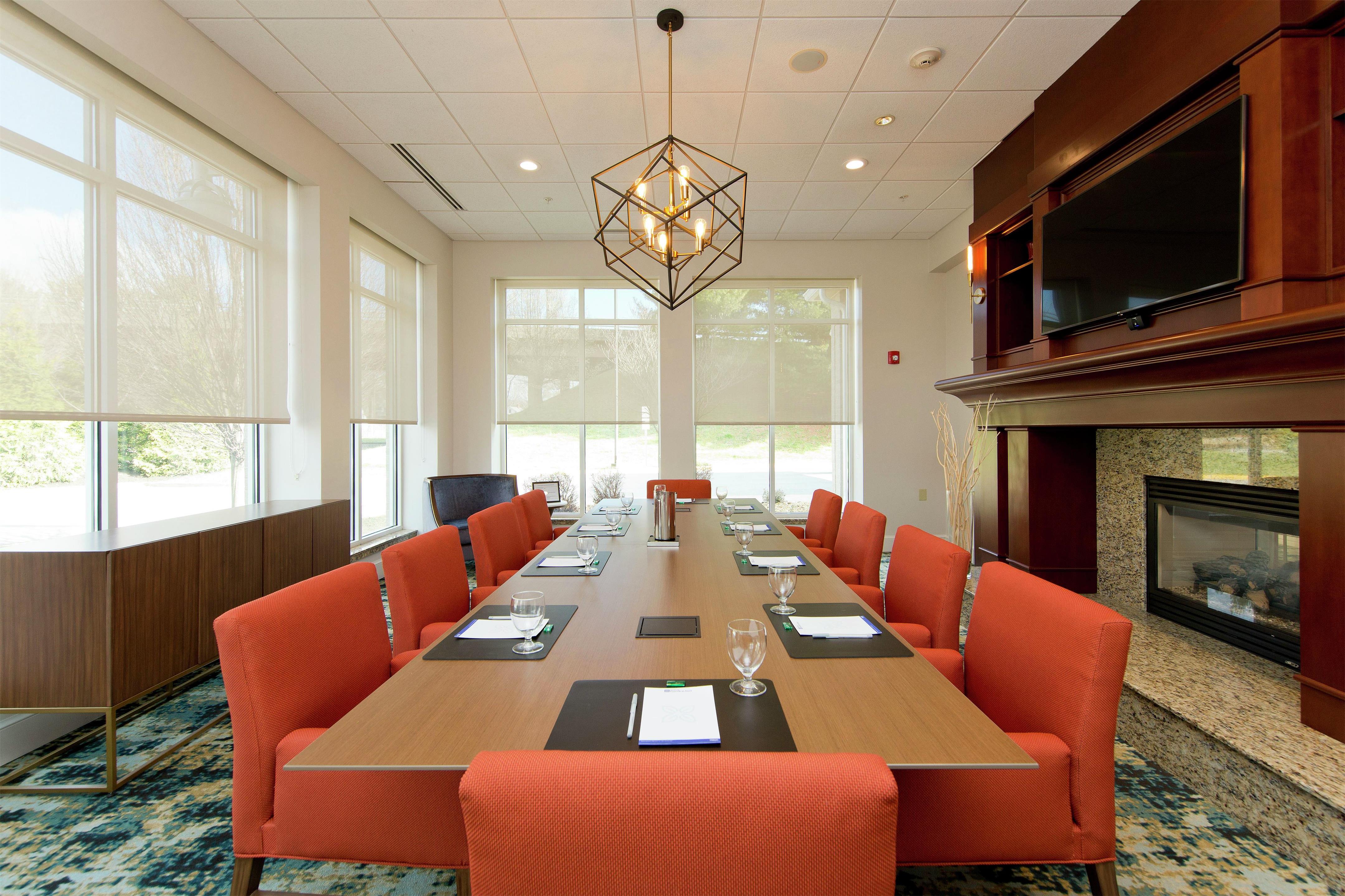 Lobby | Hilton Garden Inn Winchester
