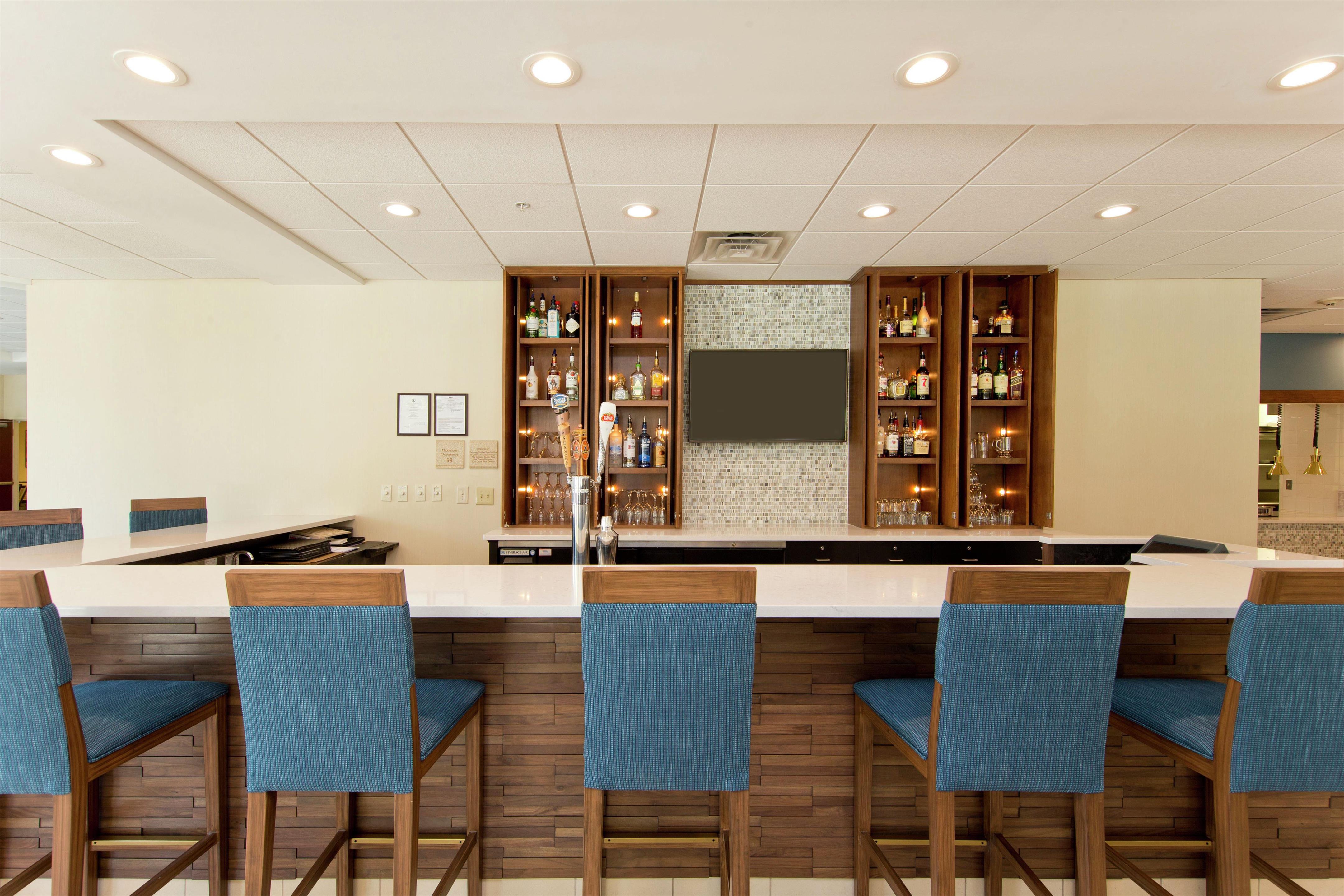 BarLounge | Hilton Garden Inn Winchester
