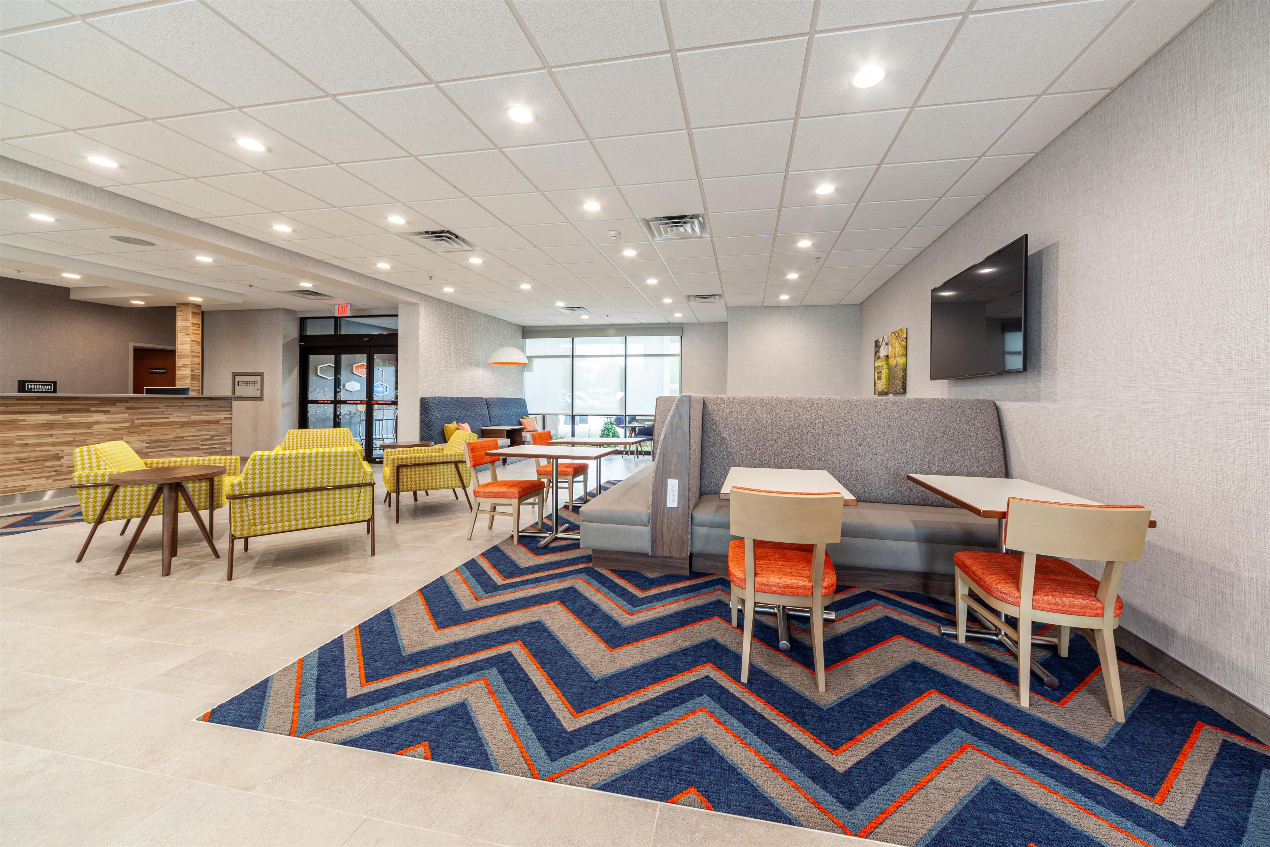 Lobby | Hampton Inn Winchester