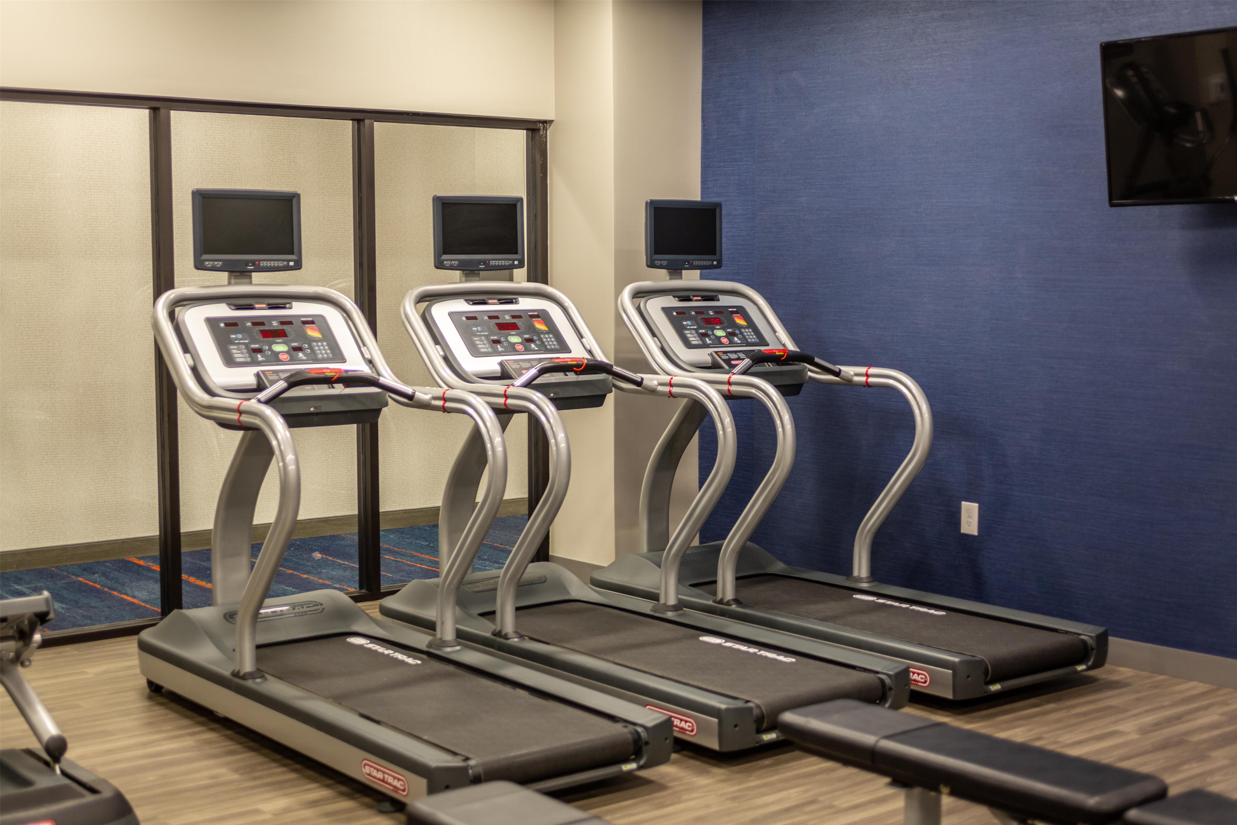 Health club fitness center gym | Hampton Inn Winchester