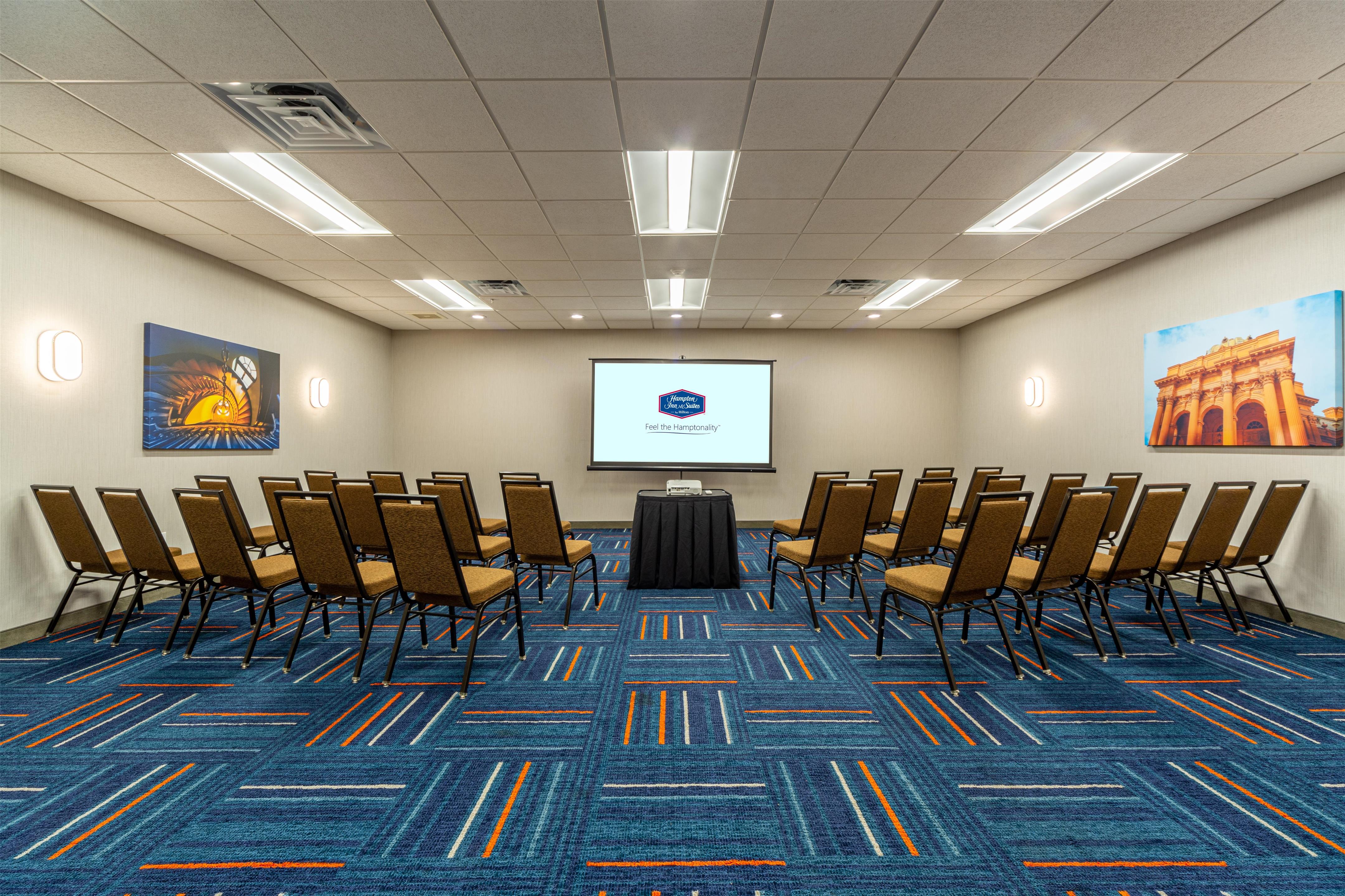 Meeting Room | Hampton Inn Winchester