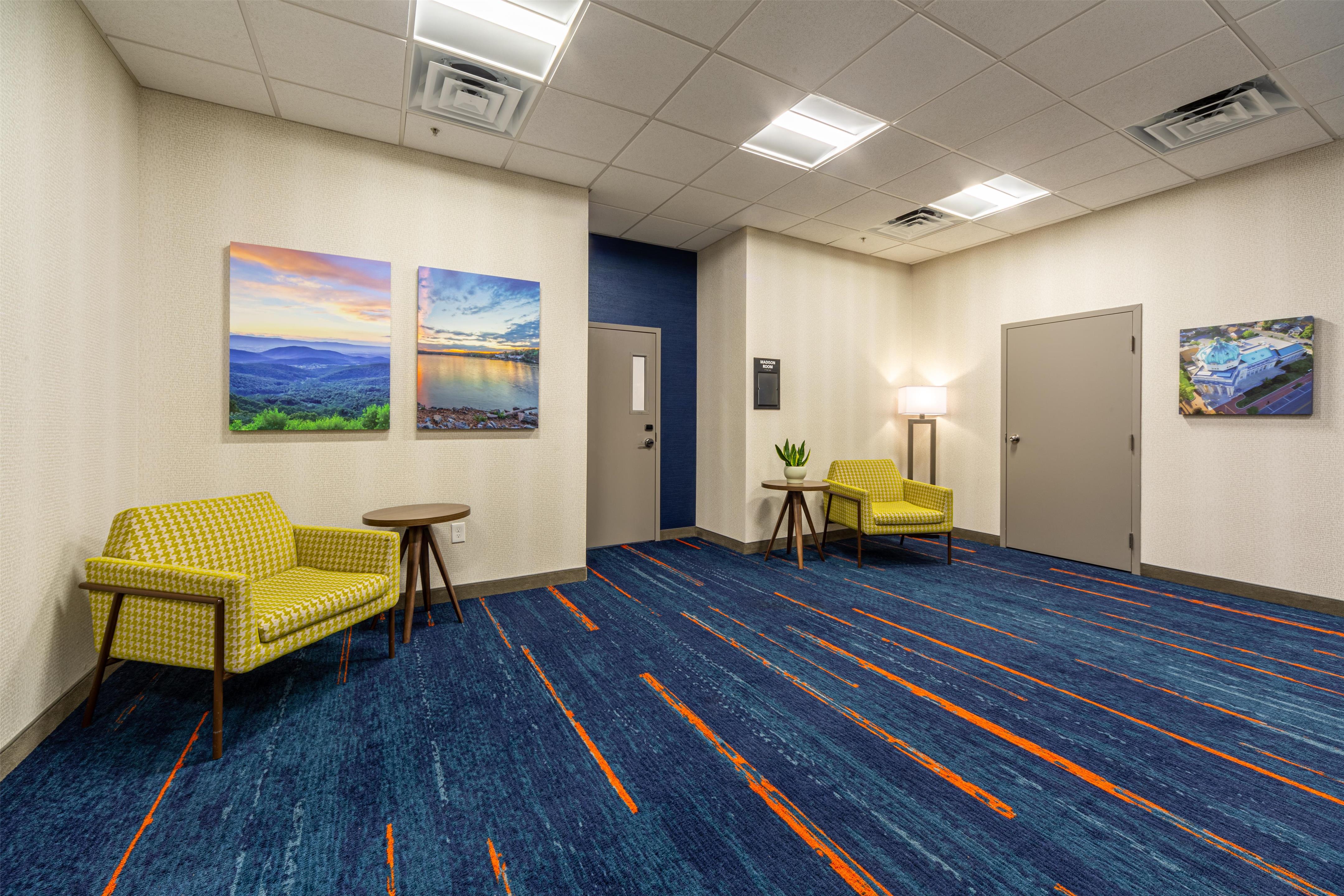 Meeting Room | Hampton Inn Winchester