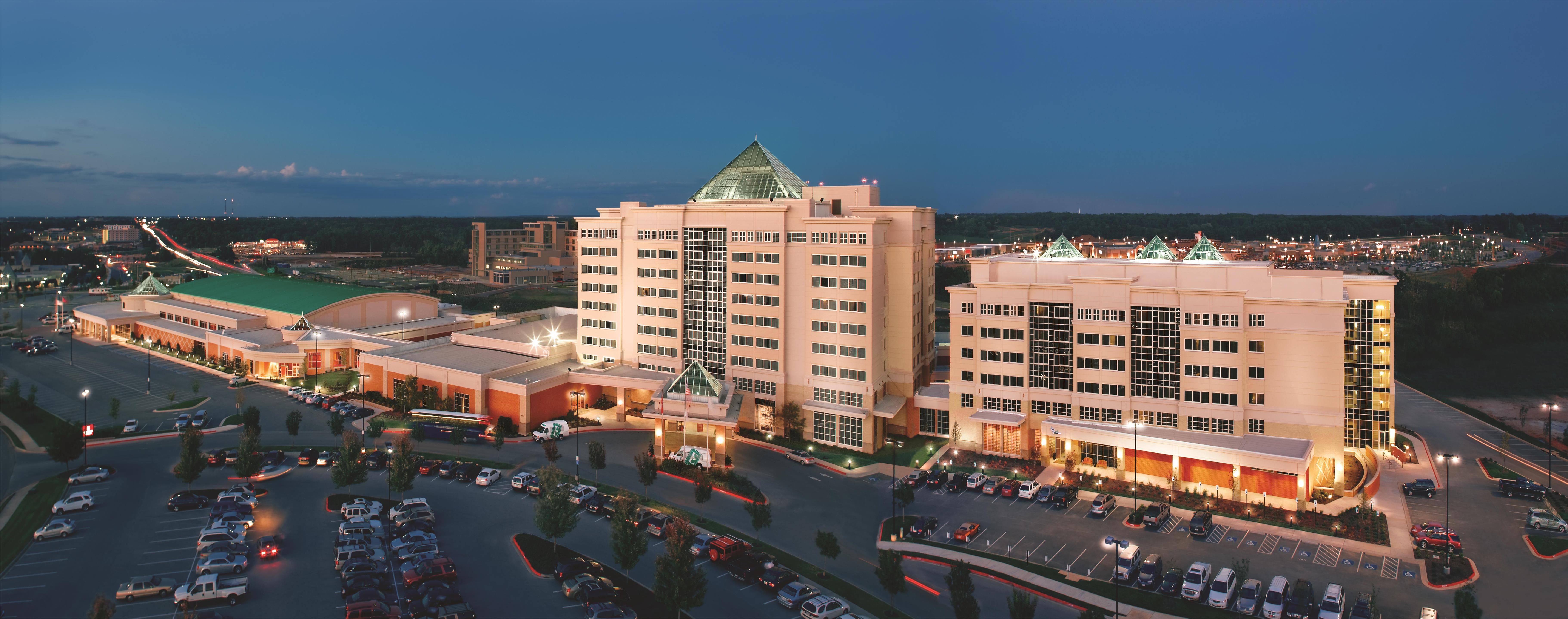 Exterior | Embassy Suites Northwest Arkansas - Hotel, Spa & Convention