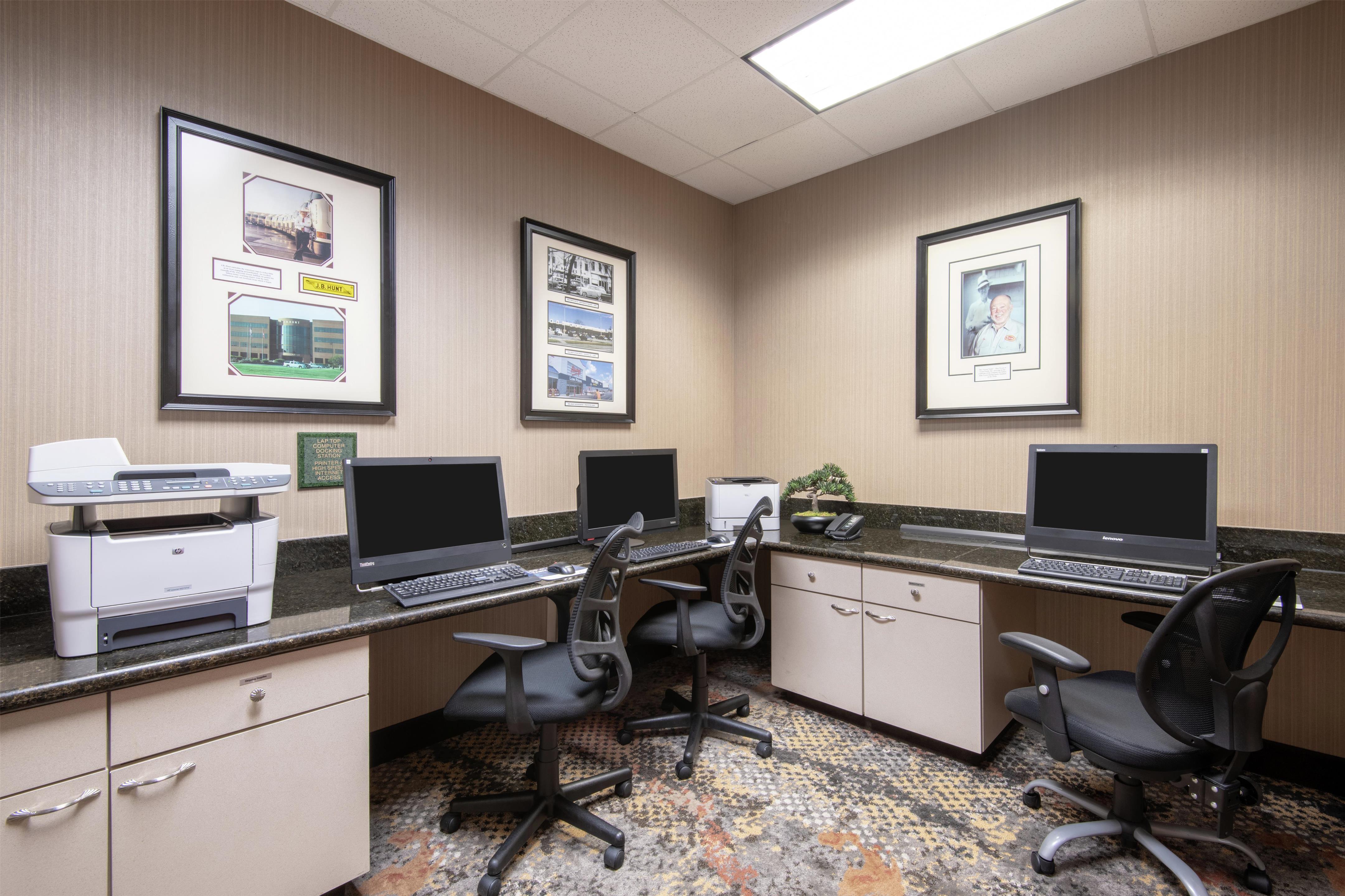 Business Center | Embassy Suites Northwest Arkansas - Hotel, Spa & Convention