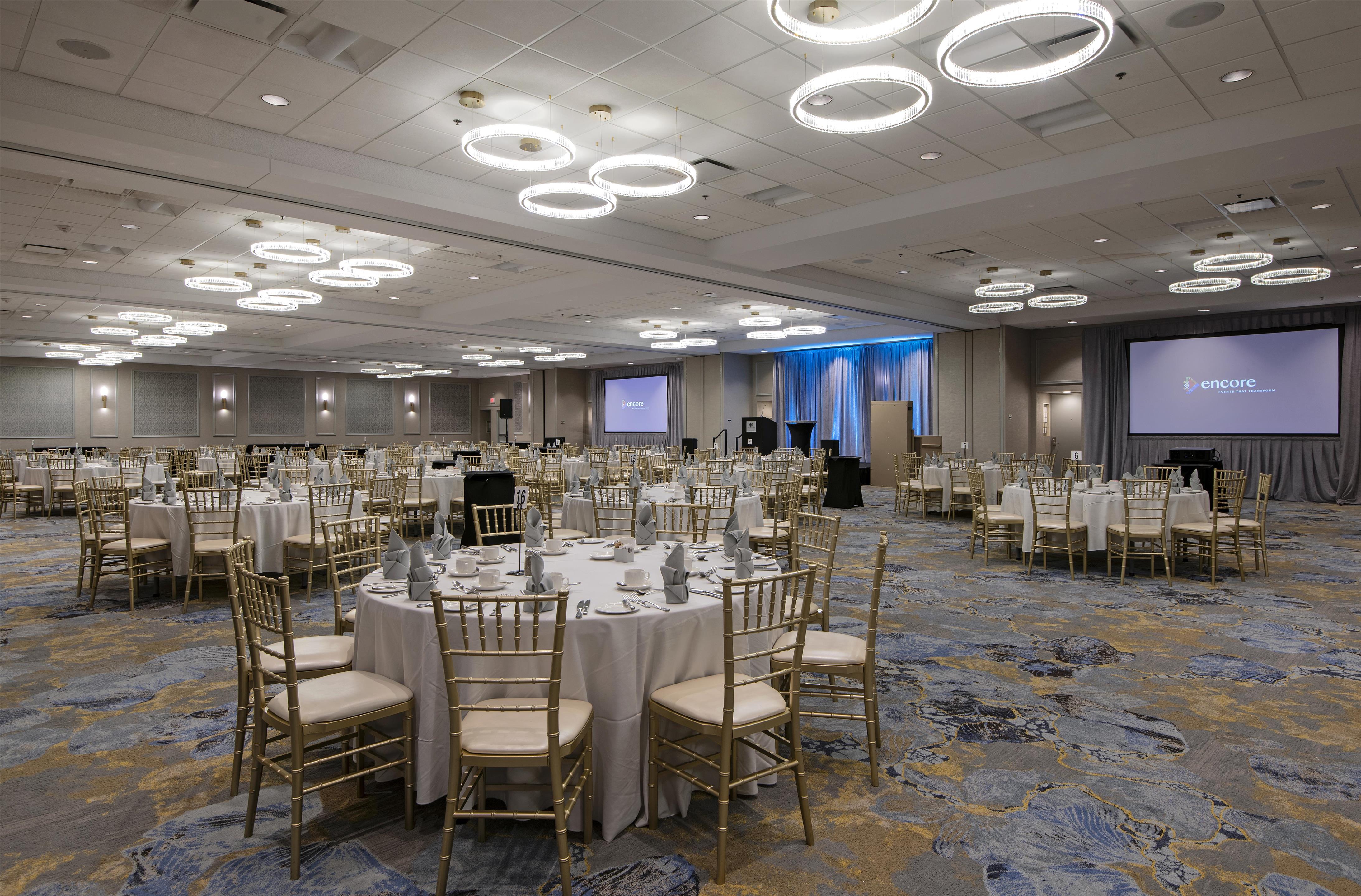Meeting Room | DoubleTree by Hilton Hotel West Edmonton