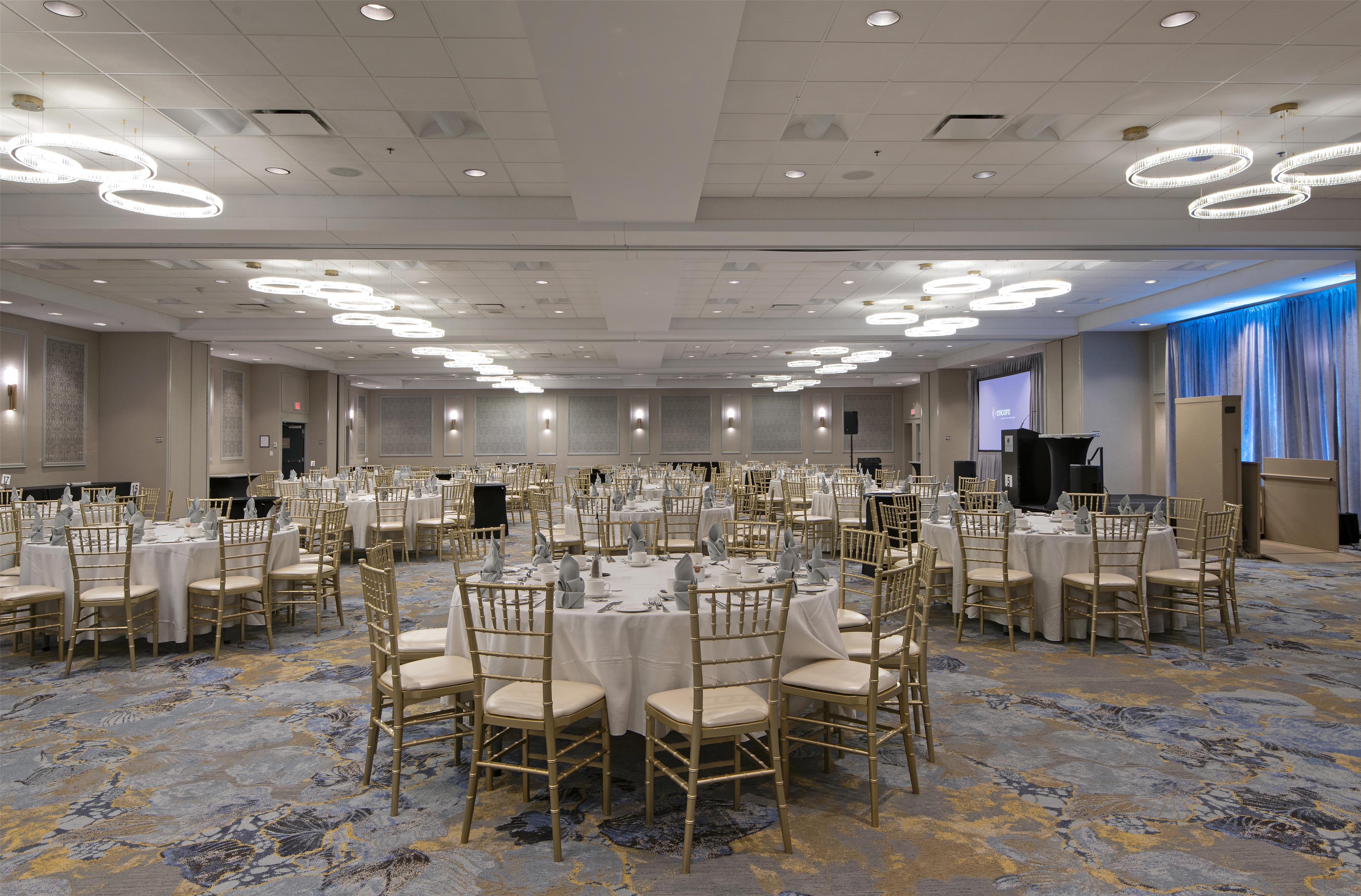 Meeting Room | DoubleTree by Hilton Hotel West Edmonton