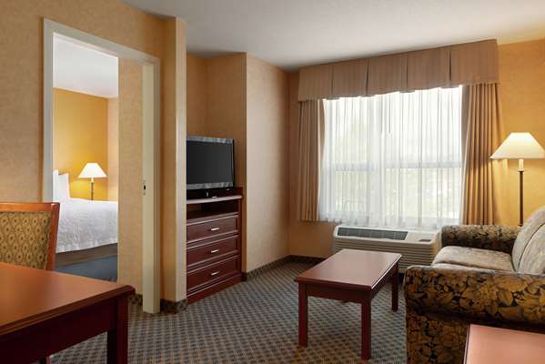 - Hampton Inn & Suites Surrey