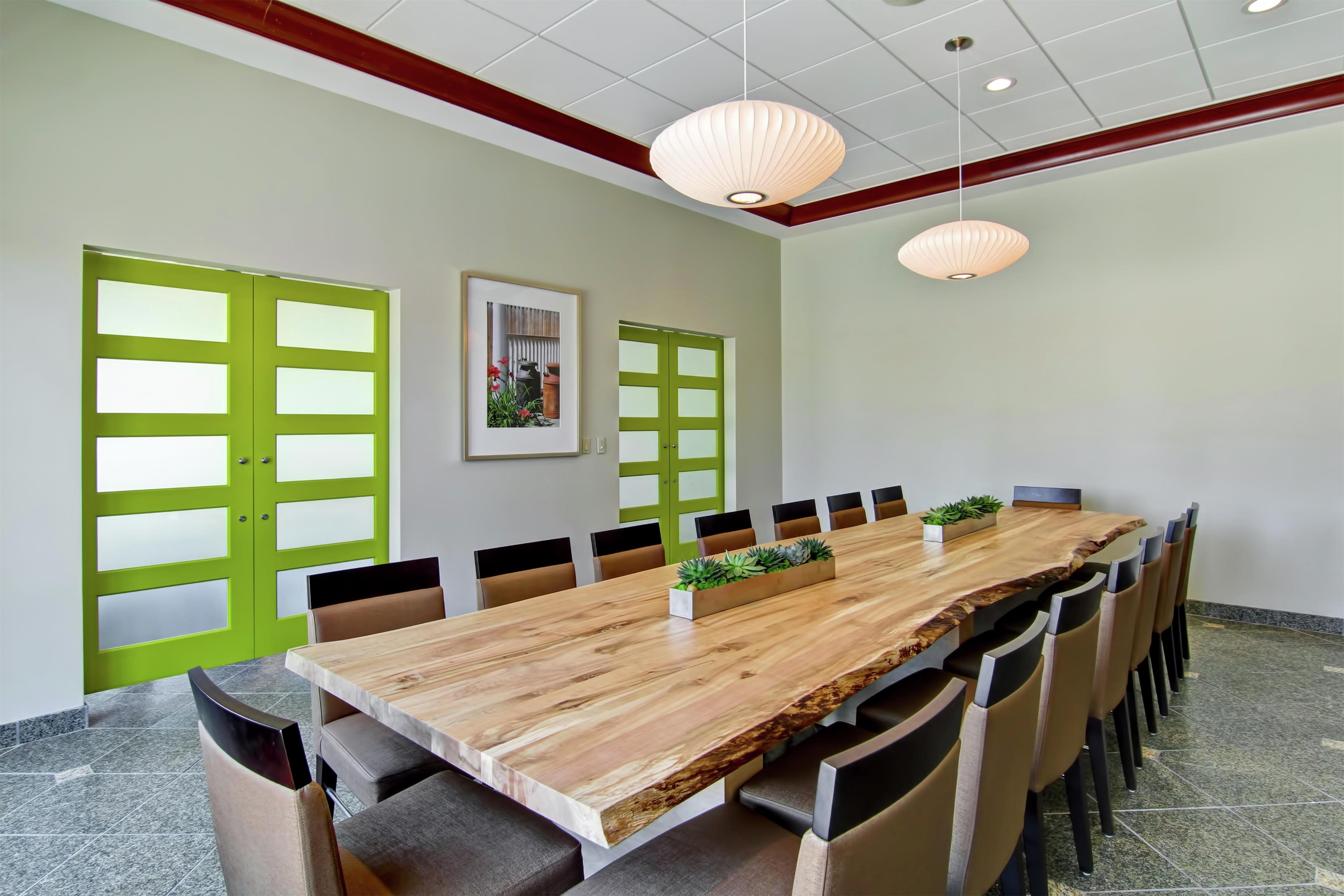 Restaurant | Hilton Garden Inn Ottawa Airport