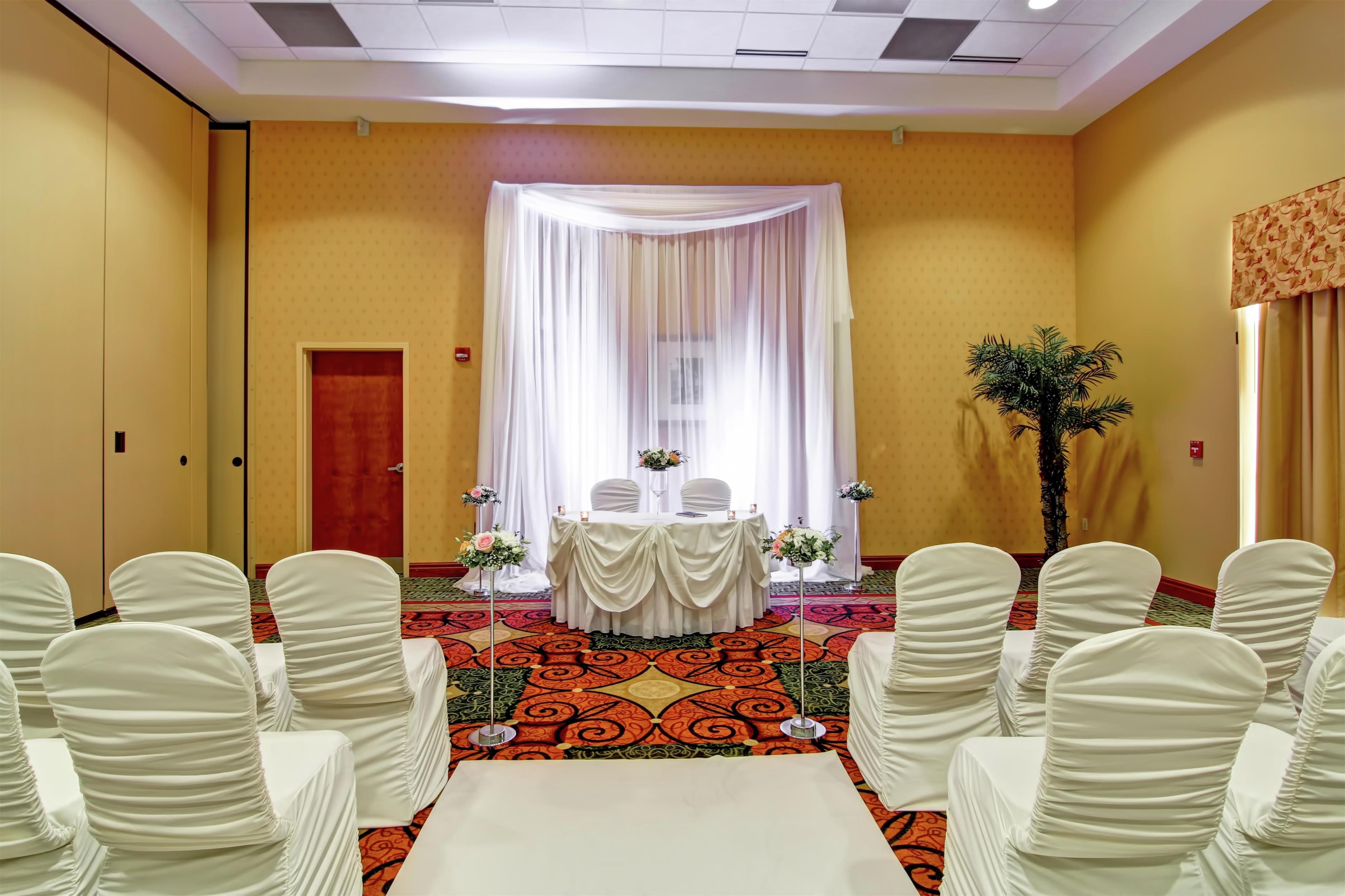 Meeting Room | Hilton Garden Inn Ottawa Airport
