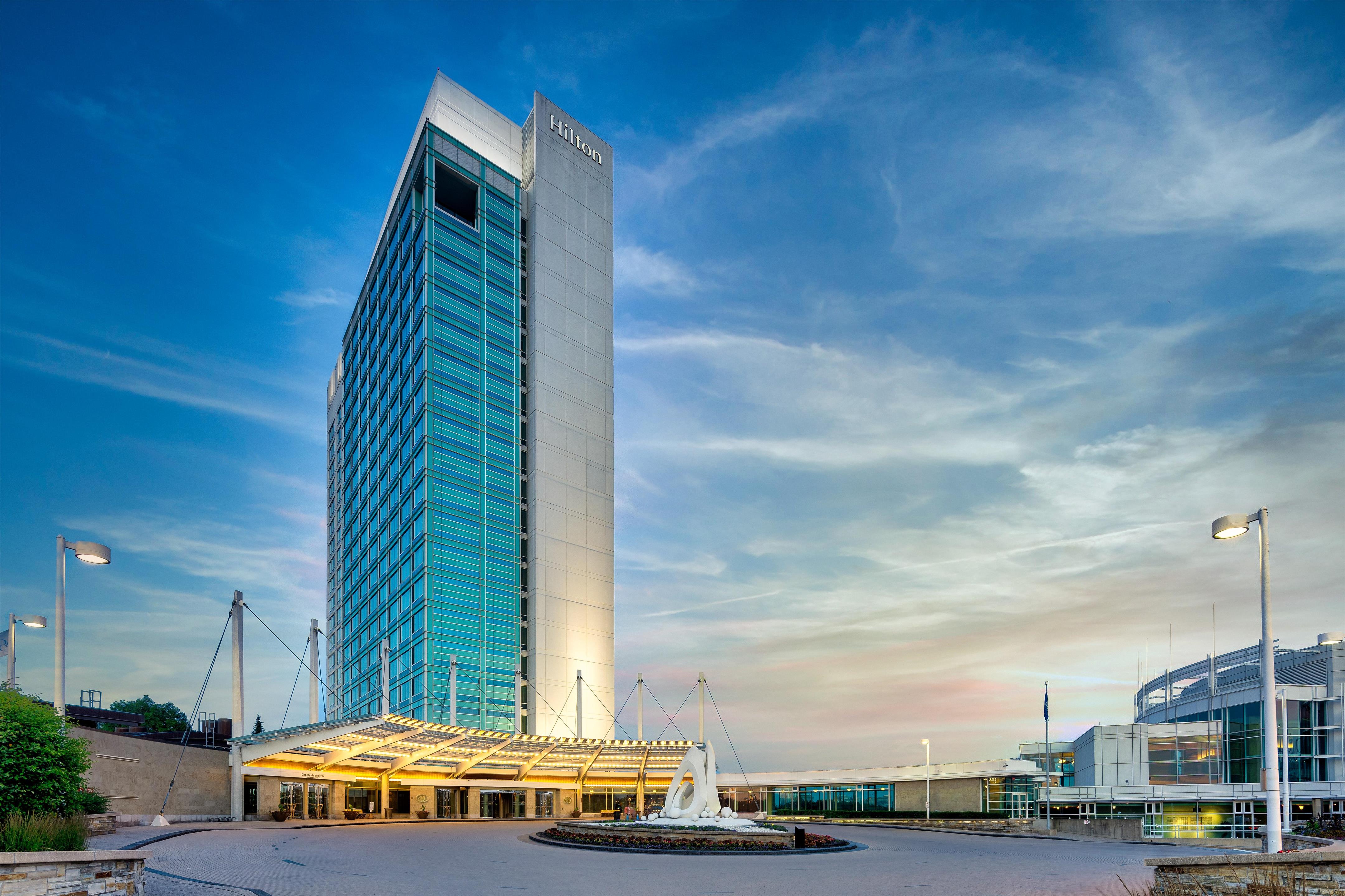 Exterior | Hilton Lac Leamy
