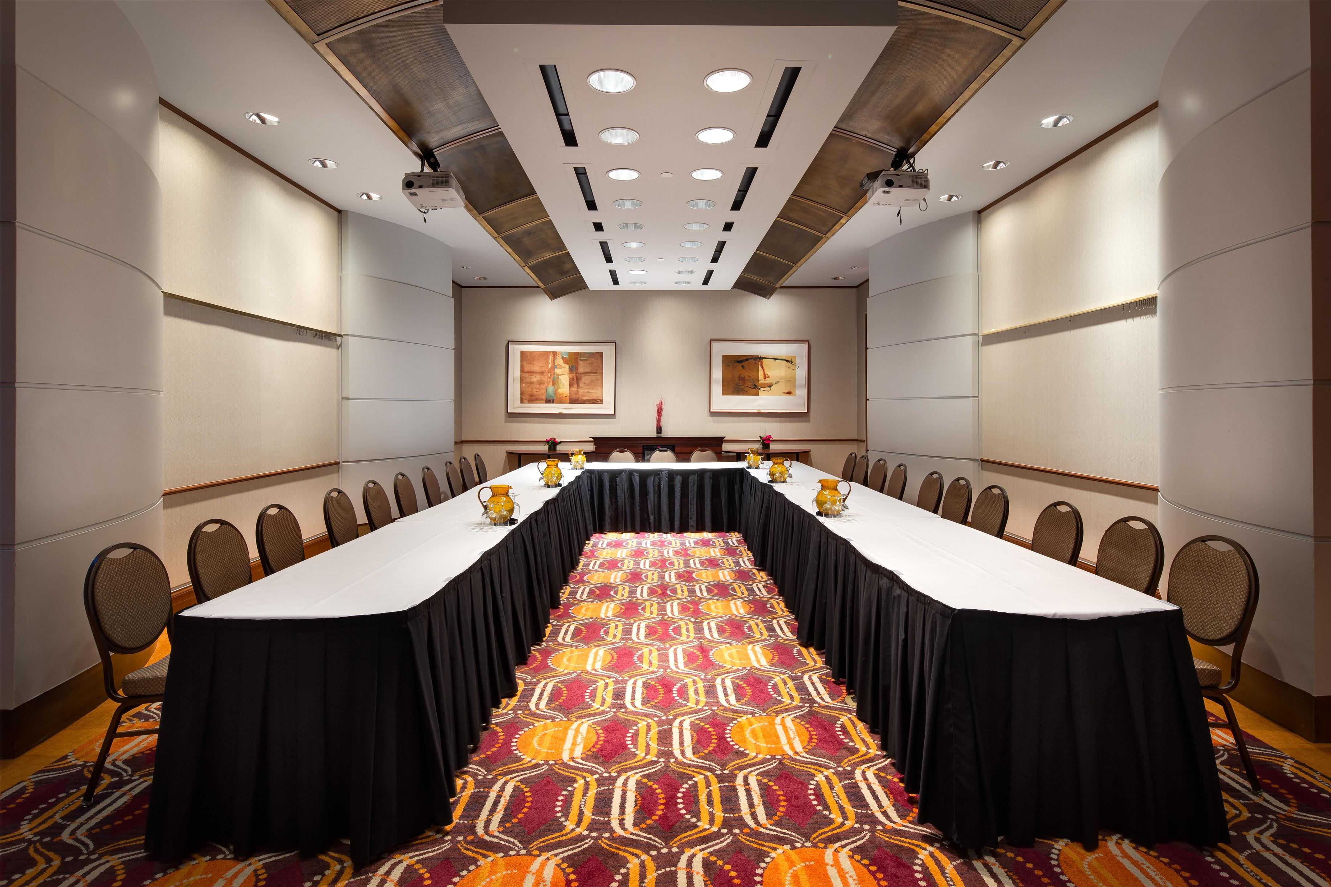 Meeting Room | Hilton Lac Leamy