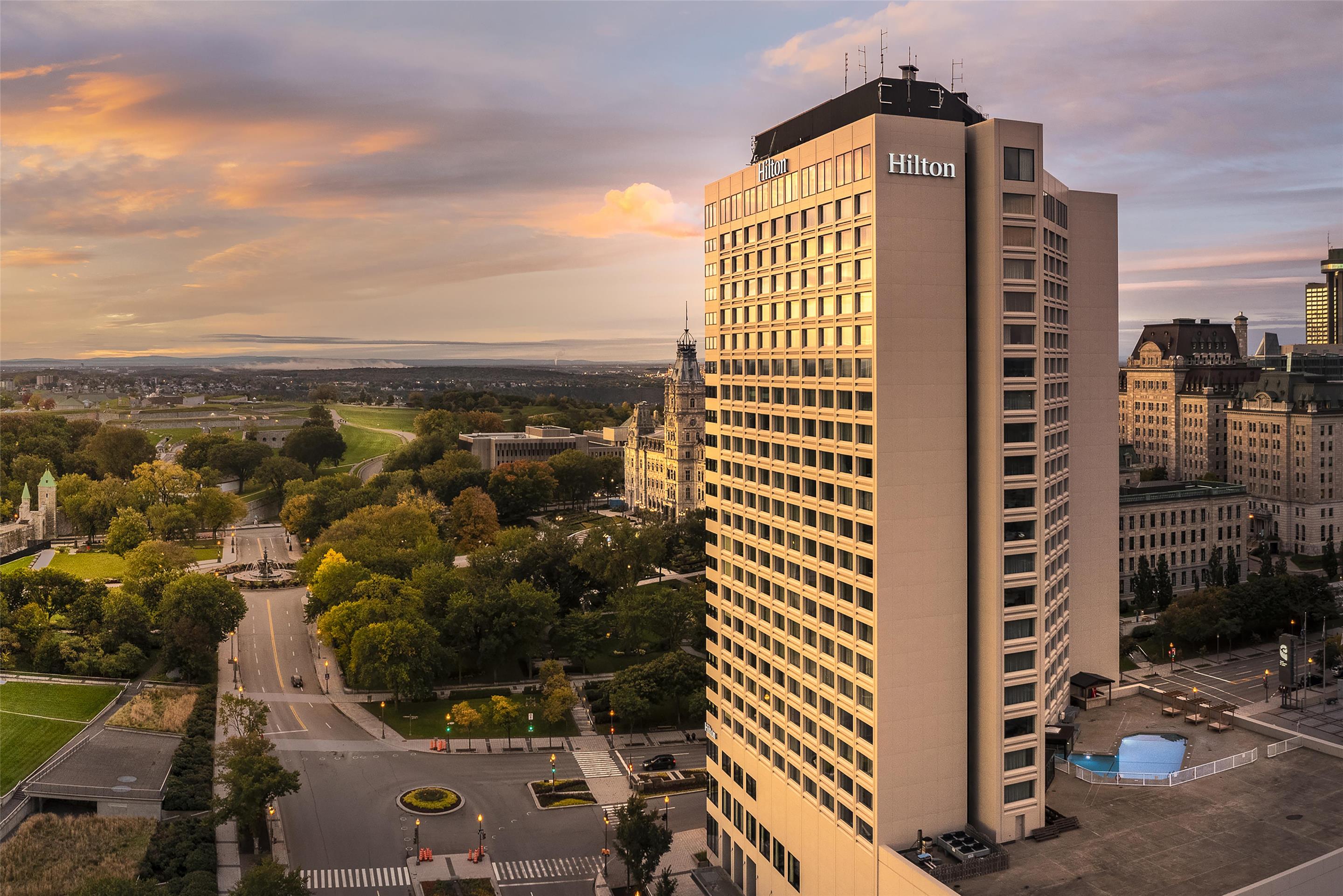 Exterior | Hilton Quebec