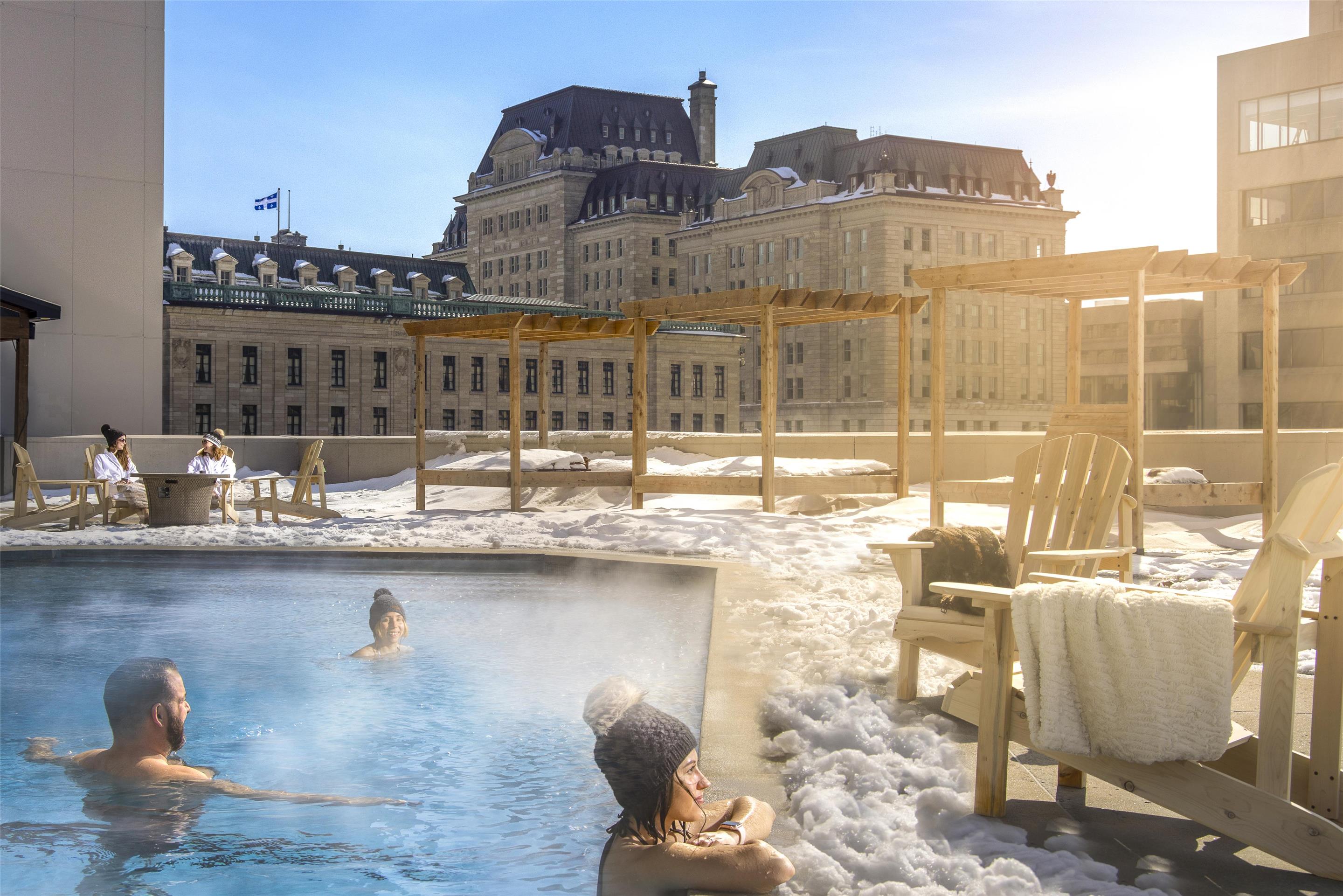 Pool | Hilton Quebec