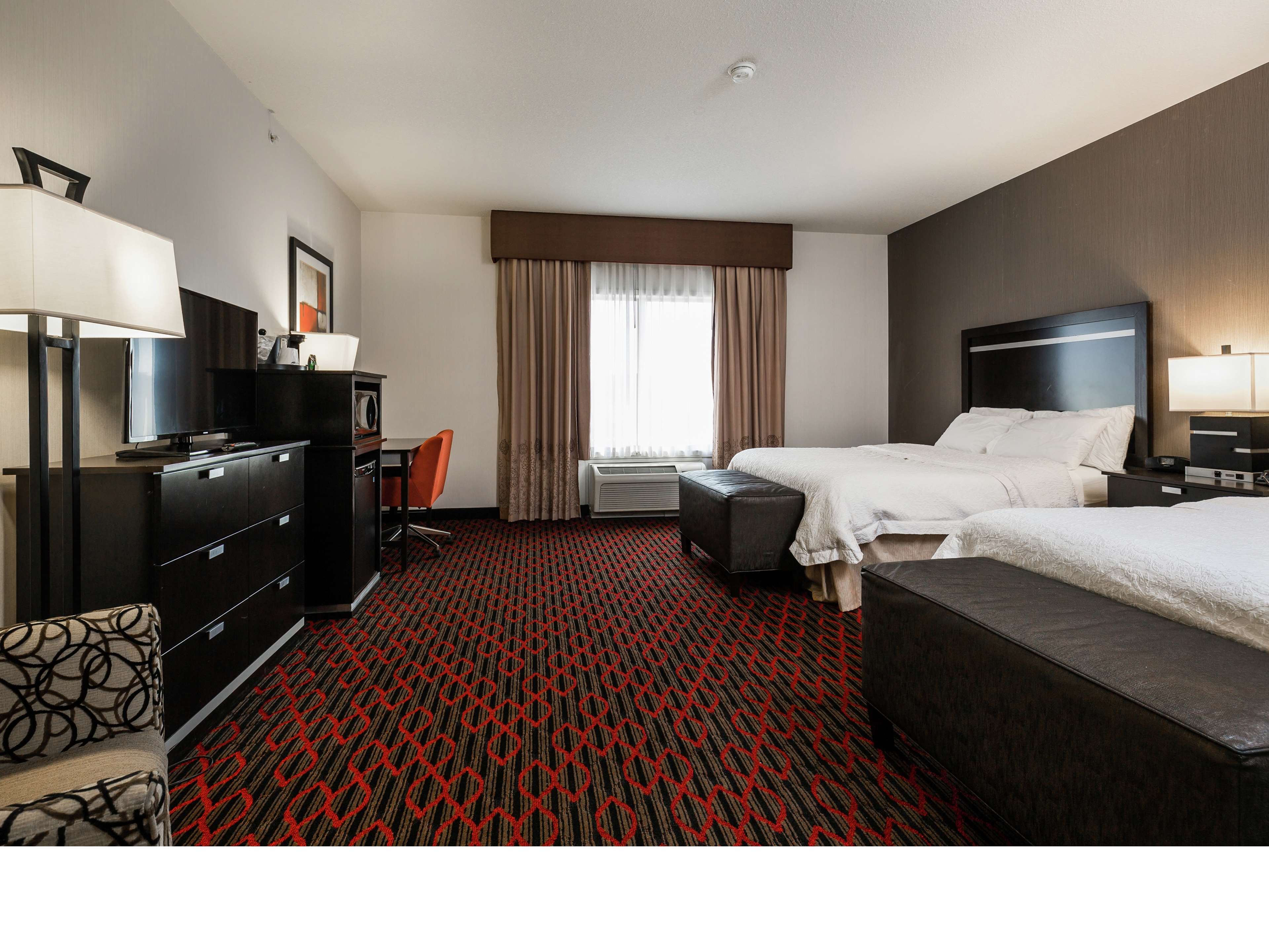 Hampton Inn & Suites by Hilton Lethbridge Room Type - 2 QUEEN ACCESS NONSMOKING