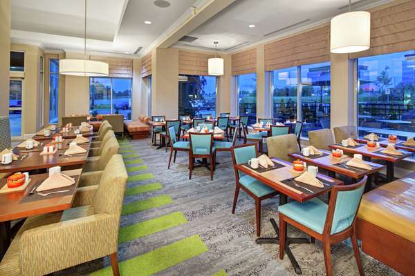 Restaurant - Hilton Garden Inn Oakville