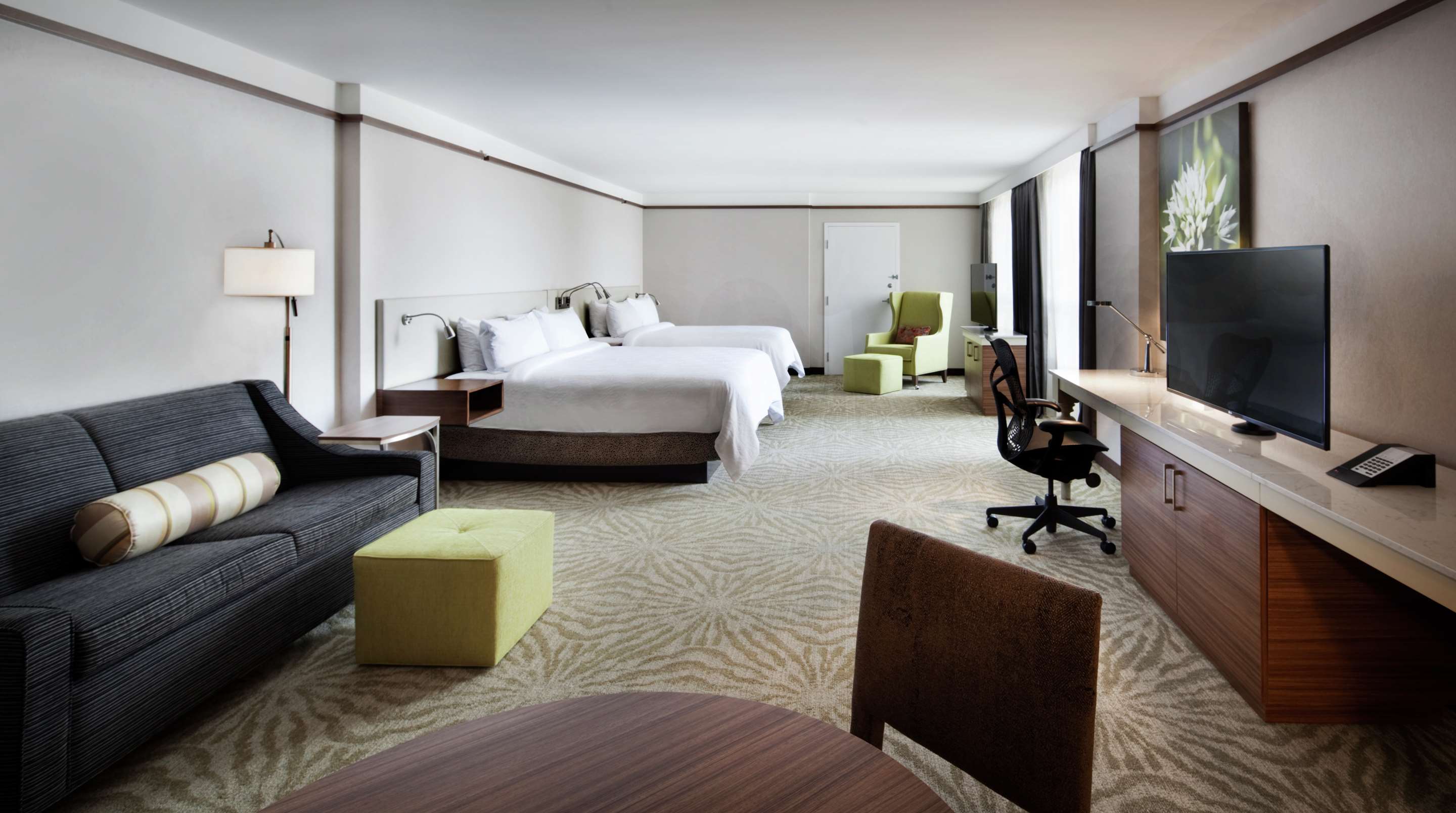 Guest room