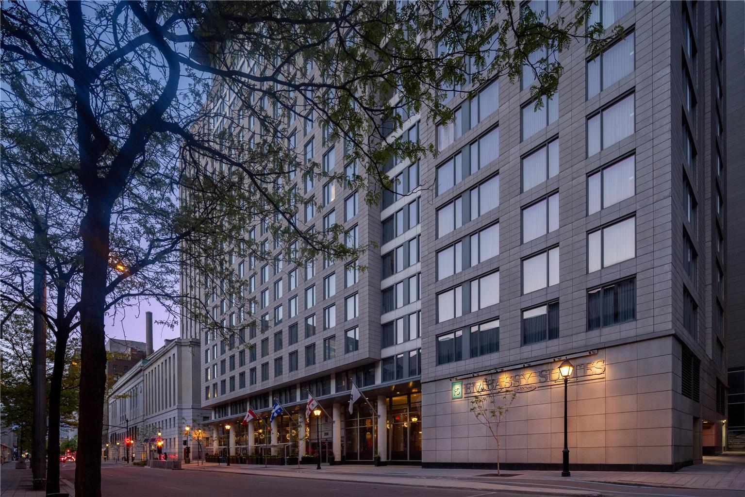 Embassy Suites Montreal by Hilton