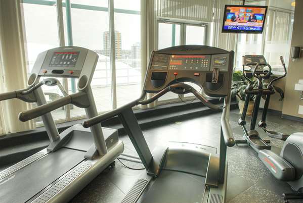 Fitness/ Exercise Room - Hampton Inn & Suites Vancouver