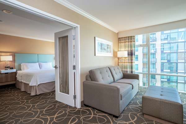  - Hampton Inn & Suites Vancouver