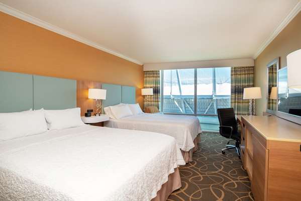  - Hampton Inn & Suites Vancouver