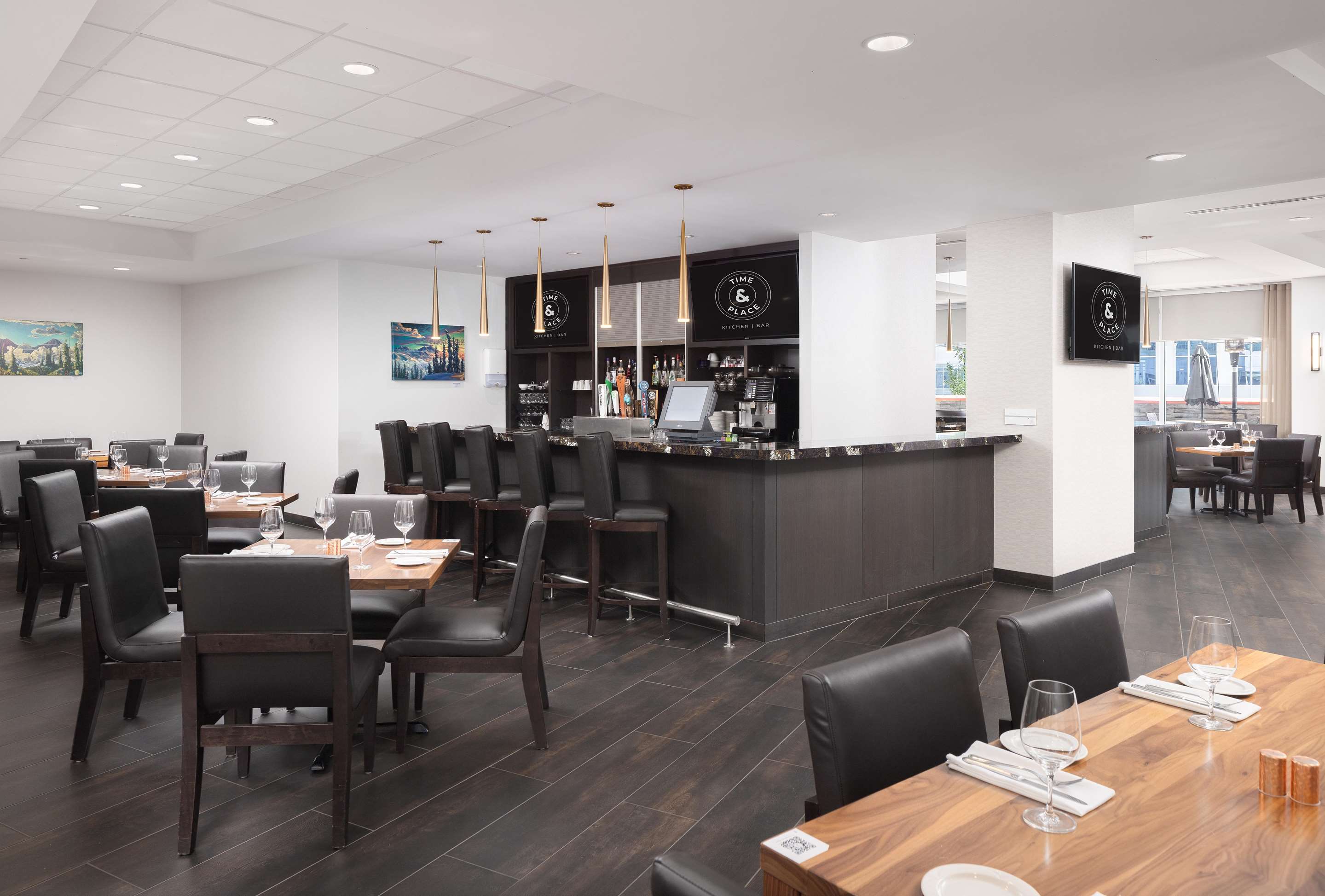 BarLounge | Hilton Vancouver Metrotown