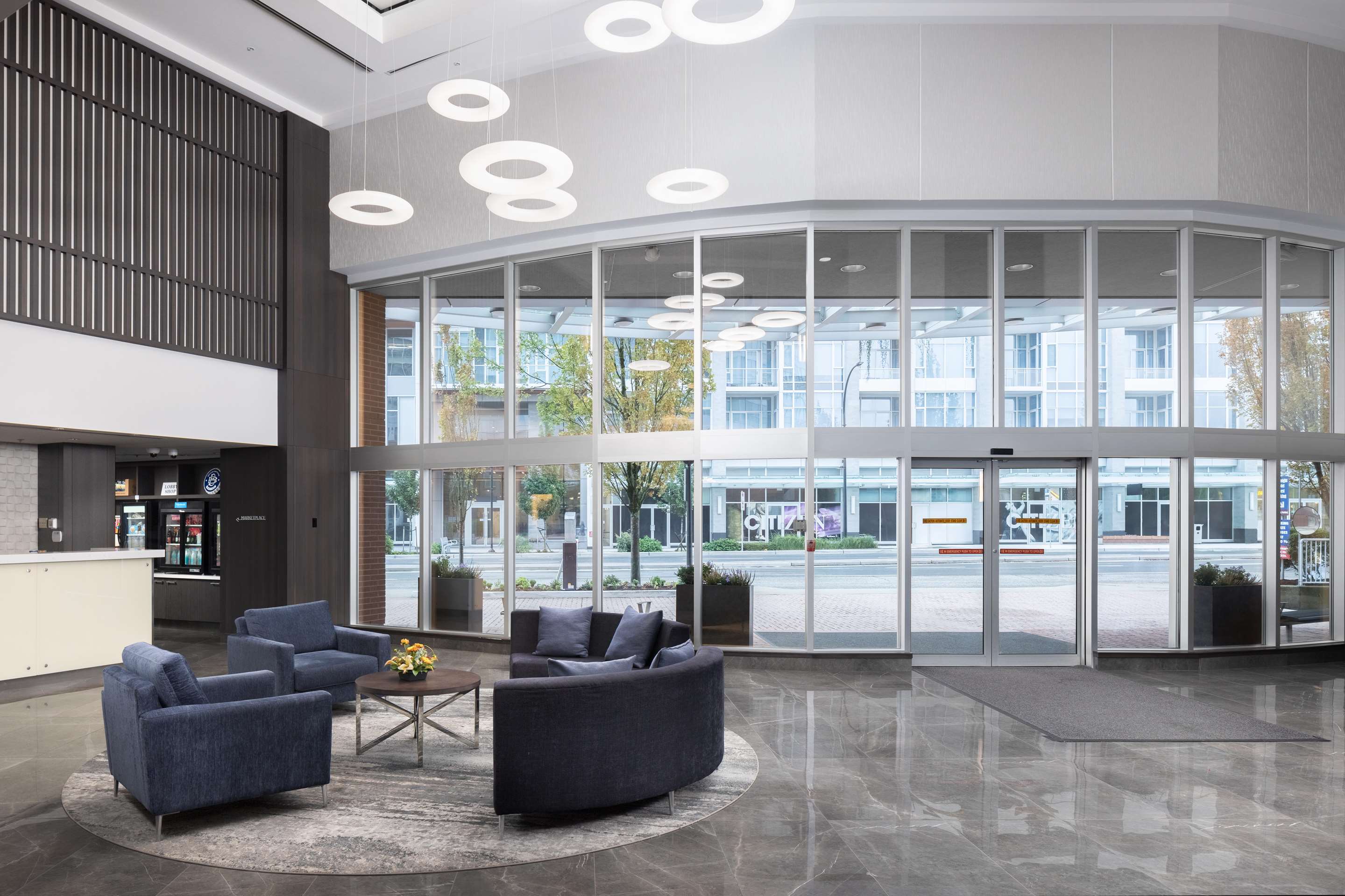 Lobby | Hilton Vancouver Metrotown