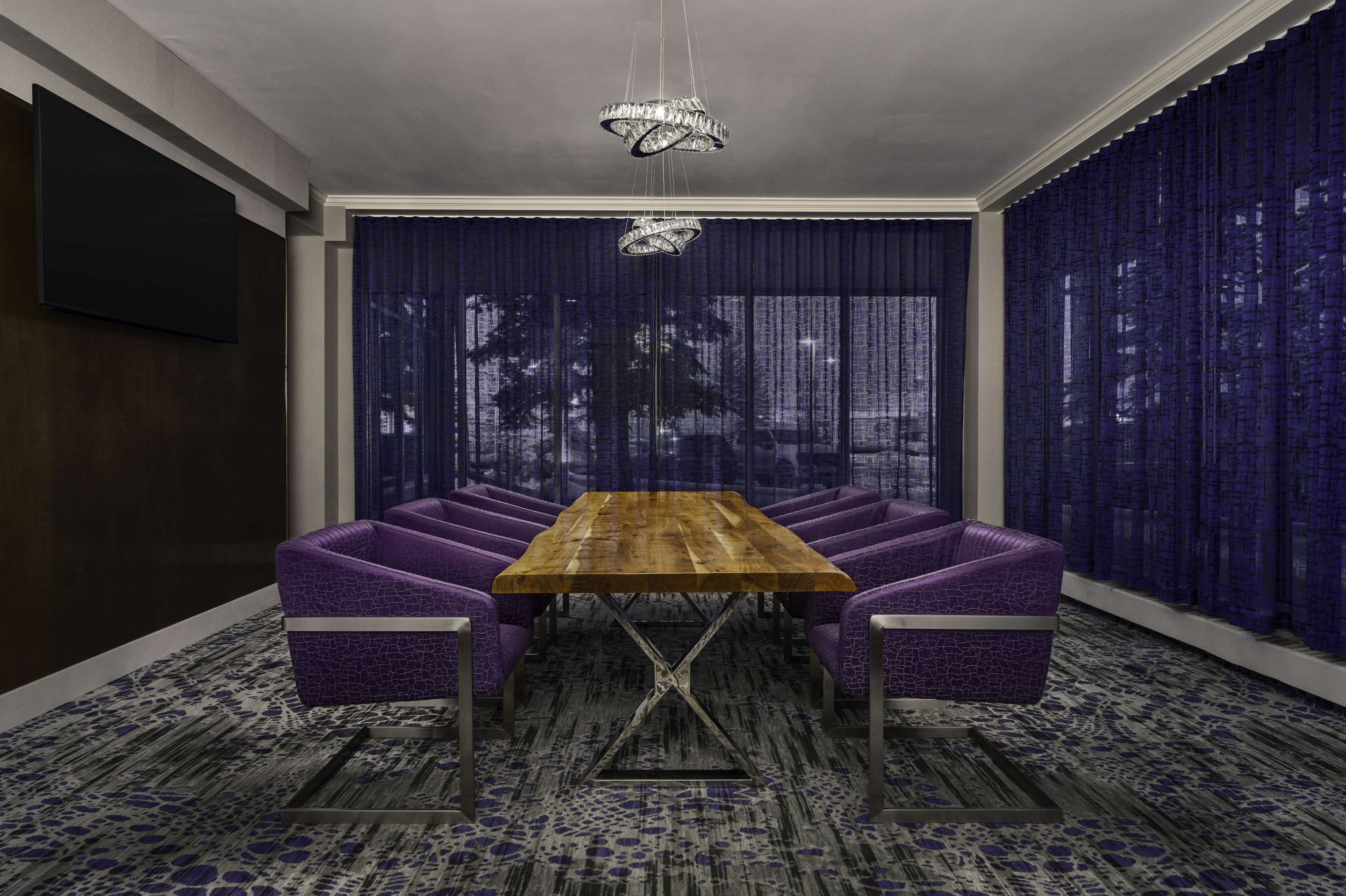 Meeting Room | Hilton Garden Inn Calgary Airport