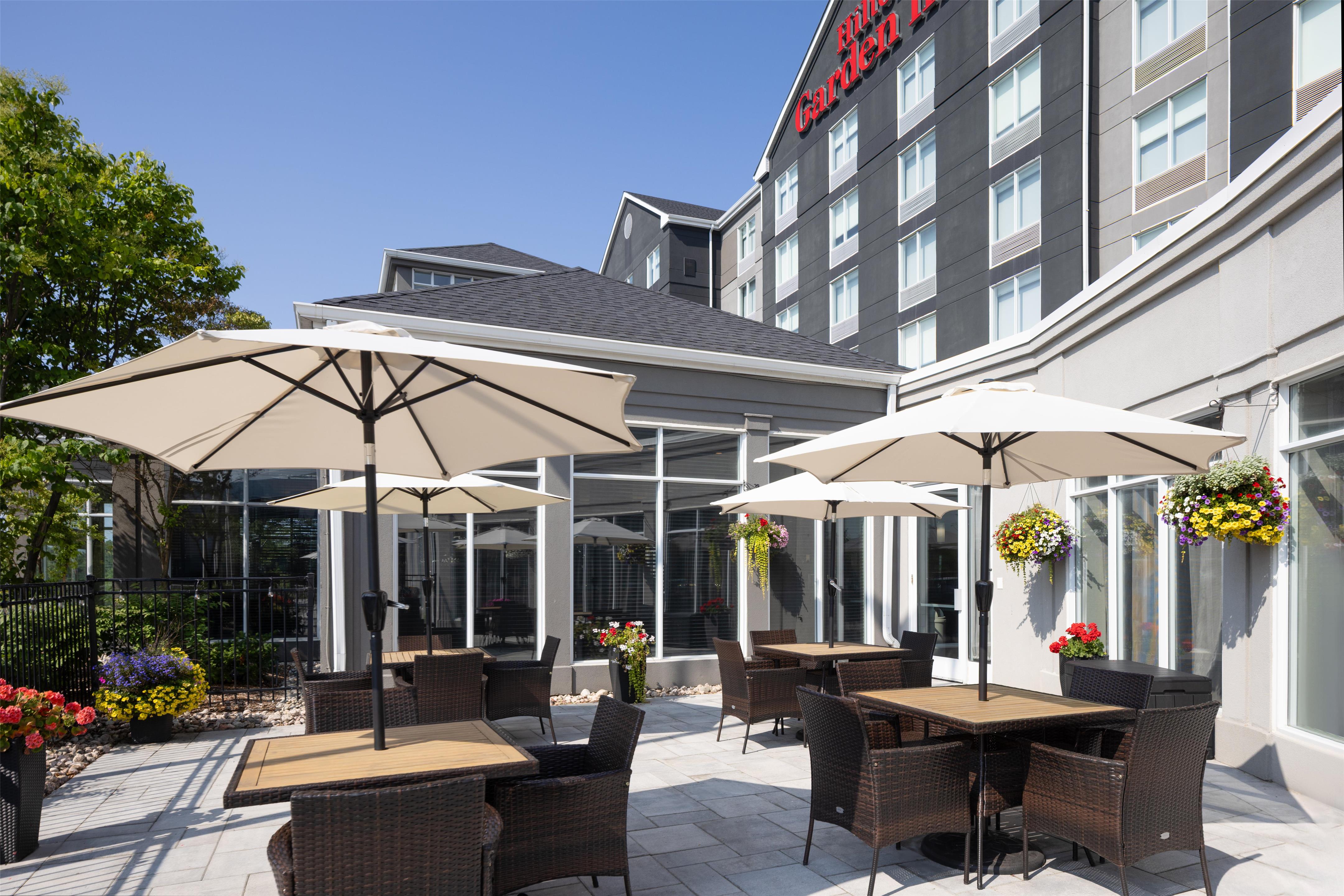 Exterior | Hilton Garden Inn Toronto/Ajax