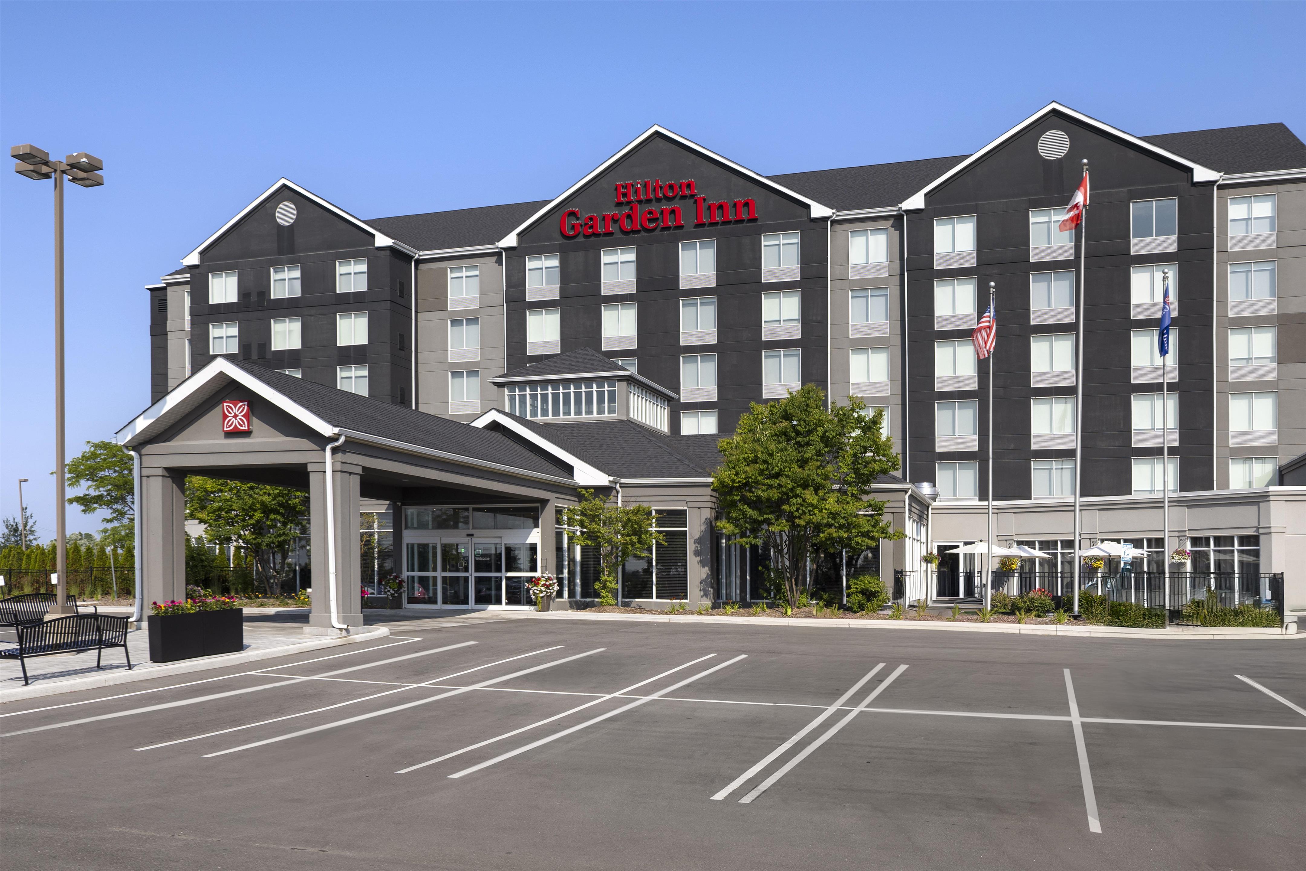 Exterior | Hilton Garden Inn Toronto/Ajax