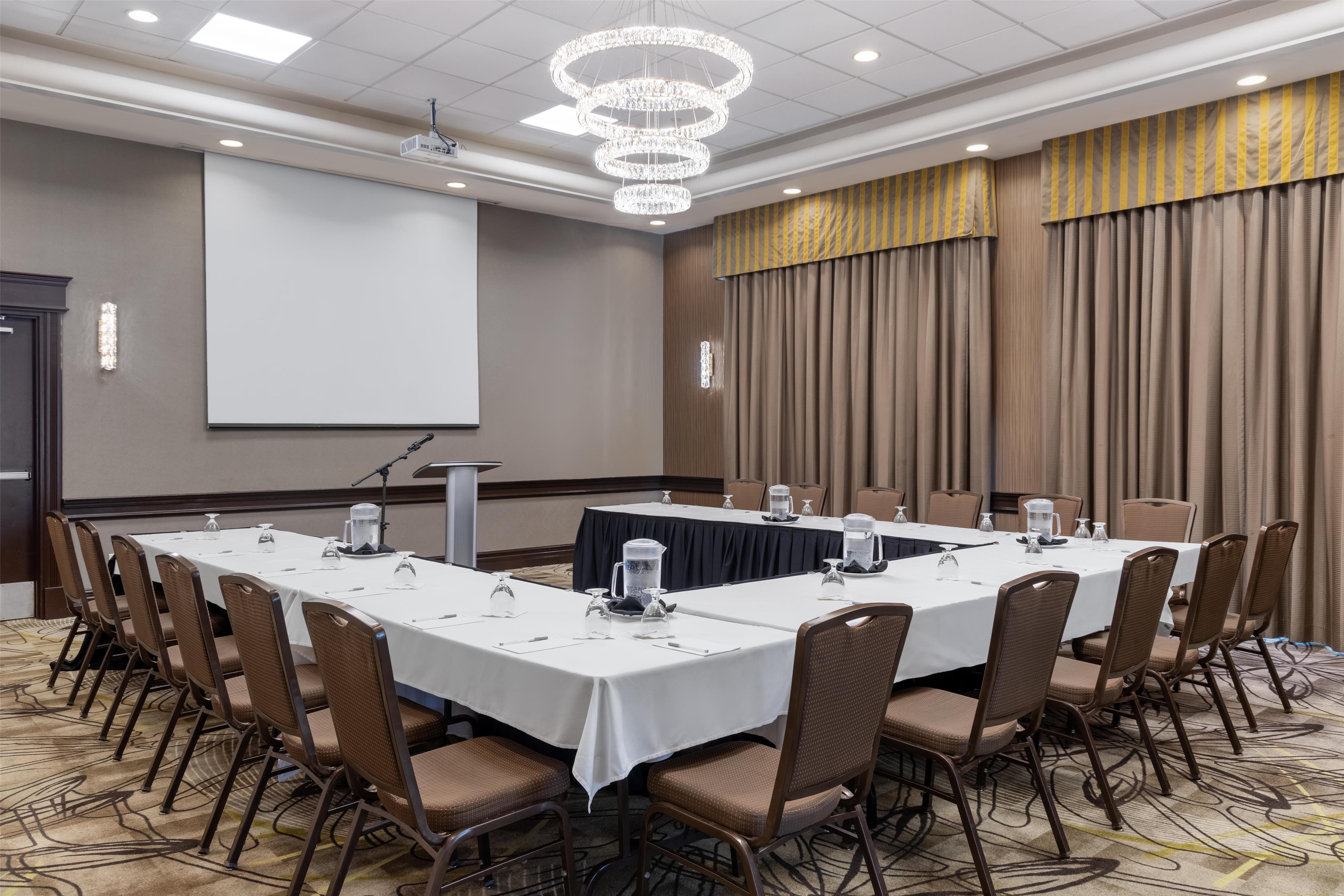 Meeting Room | Hilton Garden Inn Toronto/Ajax