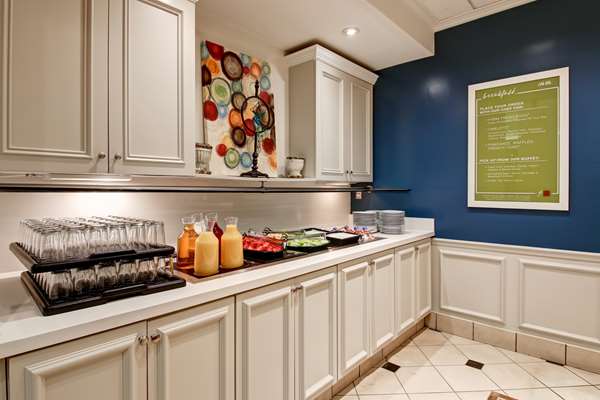 Restaurant - Hilton Garden Inn Mississauga