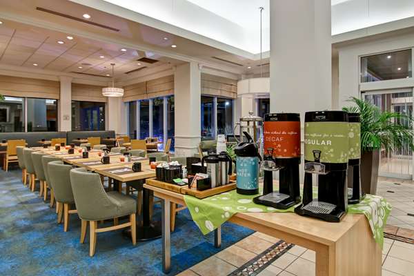 Restaurant - Hilton Garden Inn Mississauga
