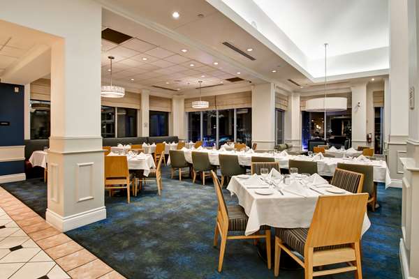 Restaurant - Hilton Garden Inn Mississauga