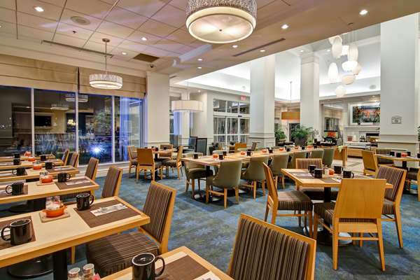 Restaurant - Hilton Garden Inn Mississauga