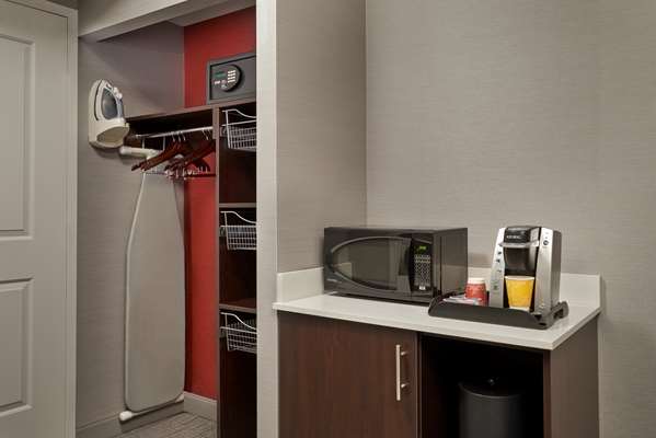  - Hilton Garden Inn Toronto Airport West Mississauga