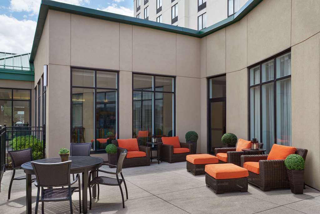 Hilton Garden Inn Toronto Arpt West