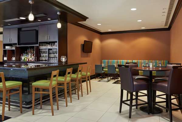 Restaurant - Hilton Garden Inn Toronto Airport West Mississauga