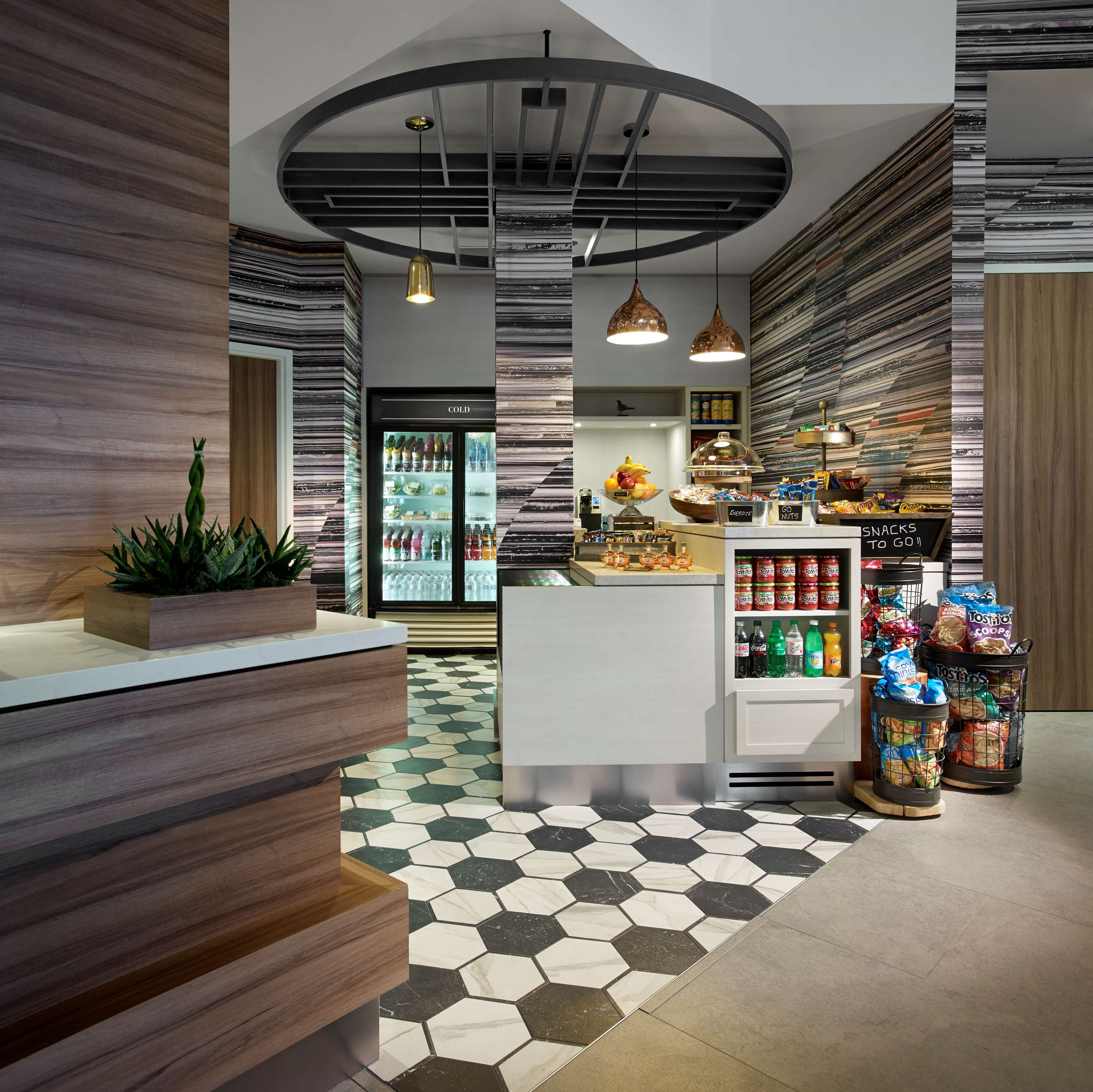 Restaurant | Hilton Garden Inn Toronto Airport